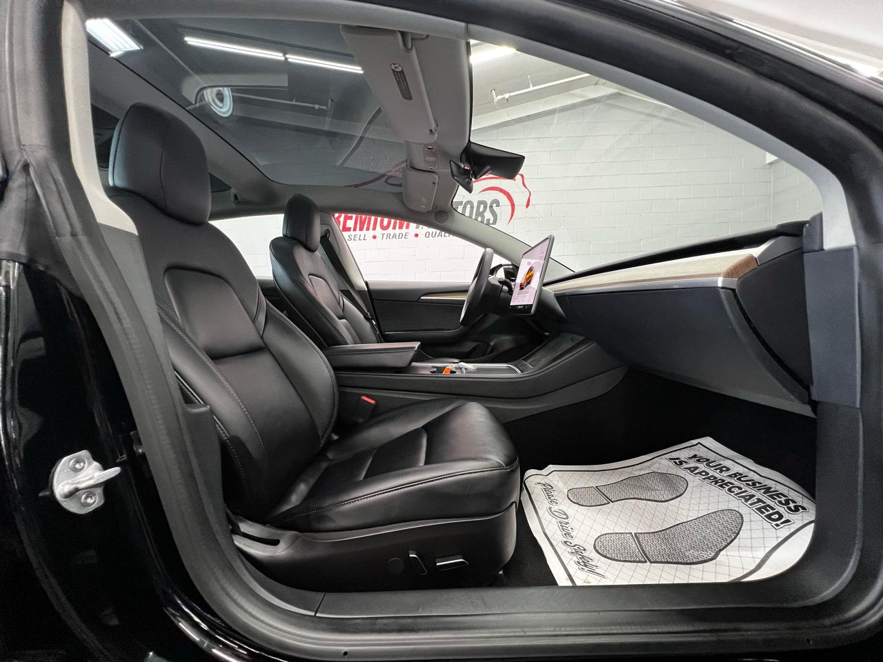 Tesla Model 3 Standard RWD 2022