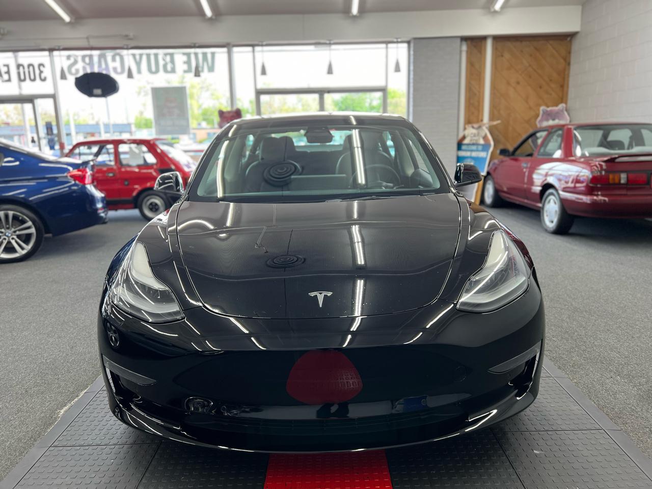 Tesla Model 3 Standard RWD 2022
