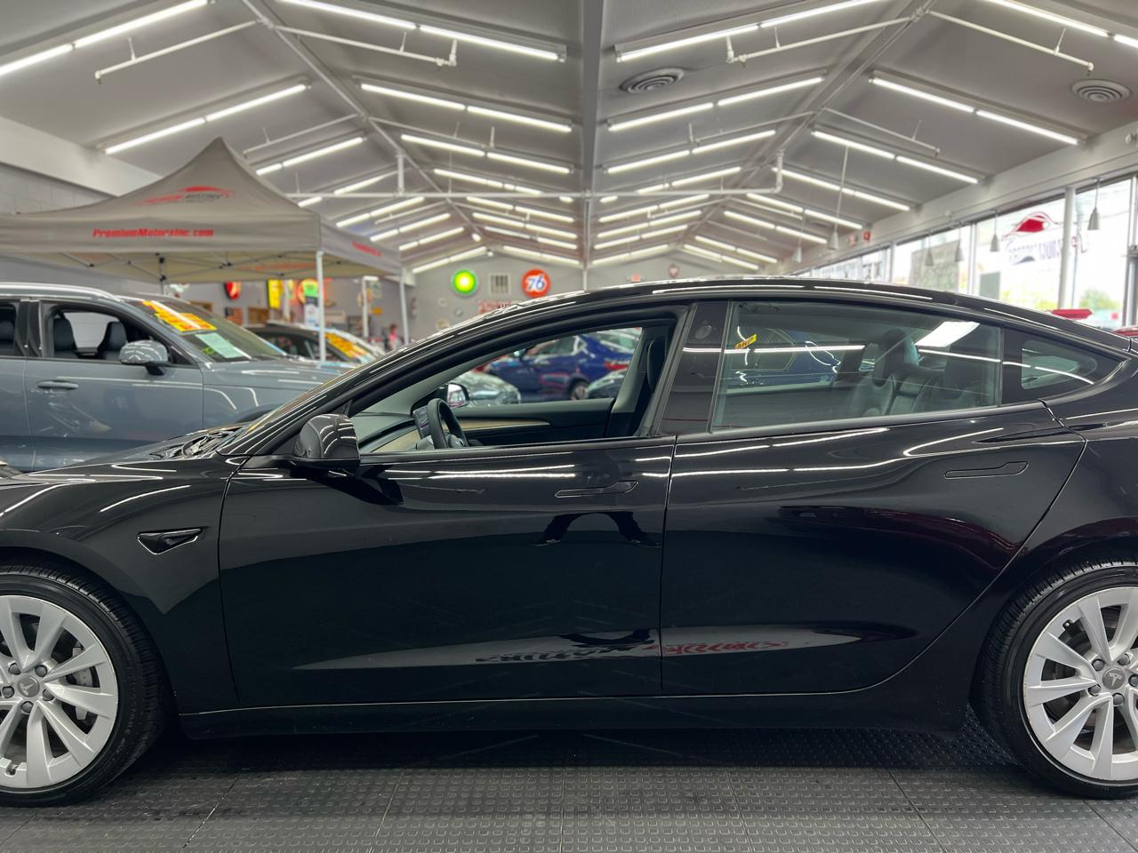 Tesla Model 3 Standard RWD 2022