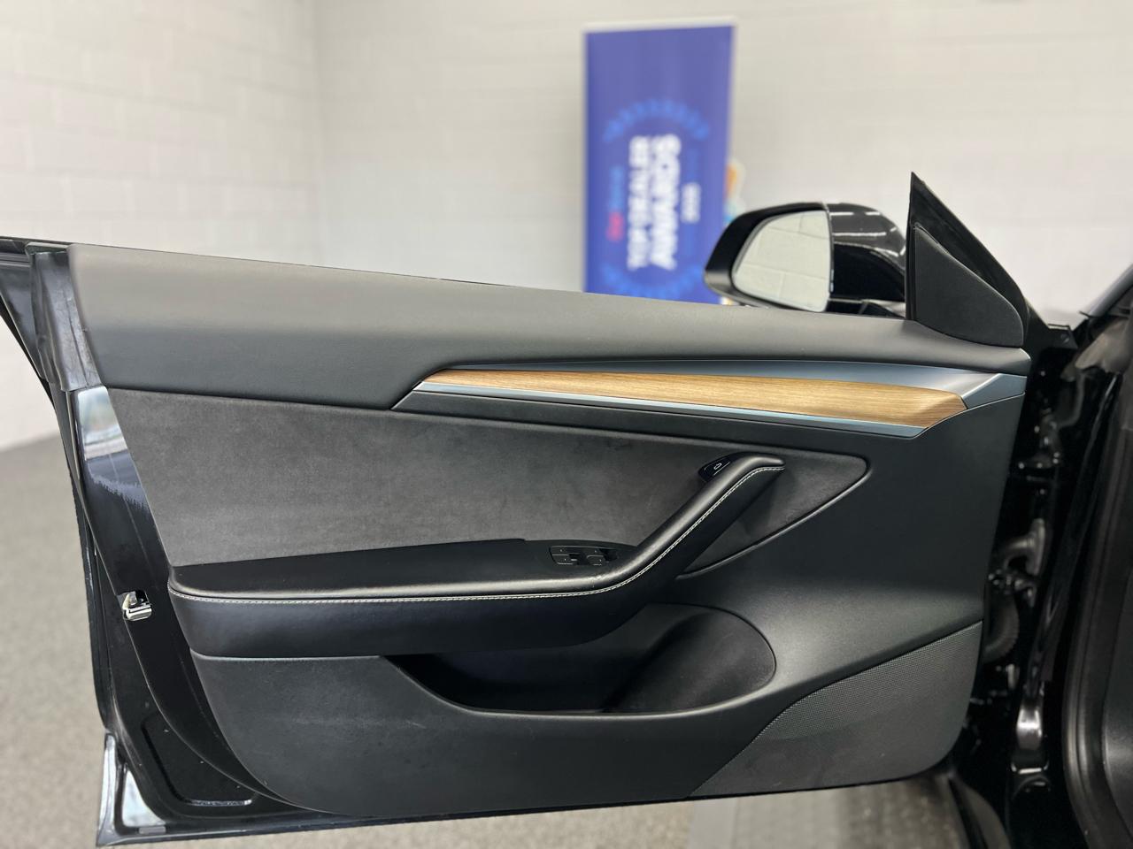Tesla Model 3 Standard RWD 2022