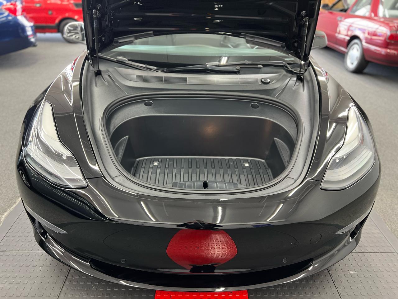 Tesla Model 3 Standard RWD 2022