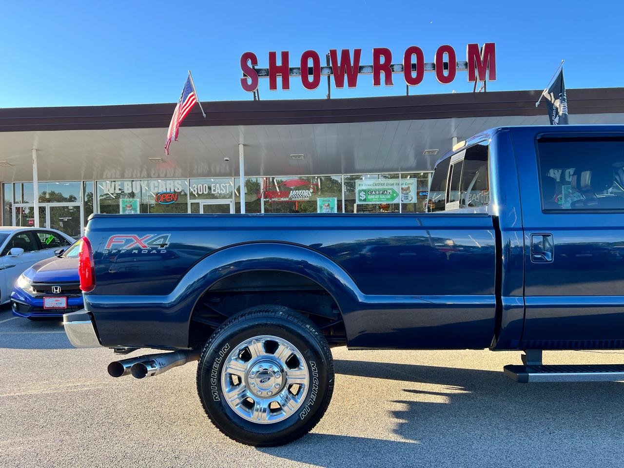 Ford Super Duty F-350 SRW Crew Cab 172" Lariat 4WD 2015