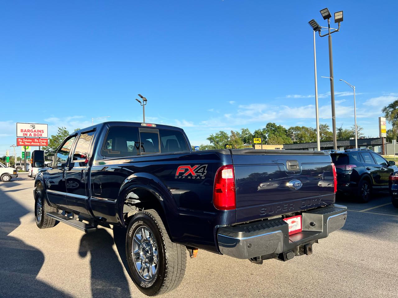 Ford Super Duty F-350 SRW Crew Cab 172" Lariat 4WD 2015