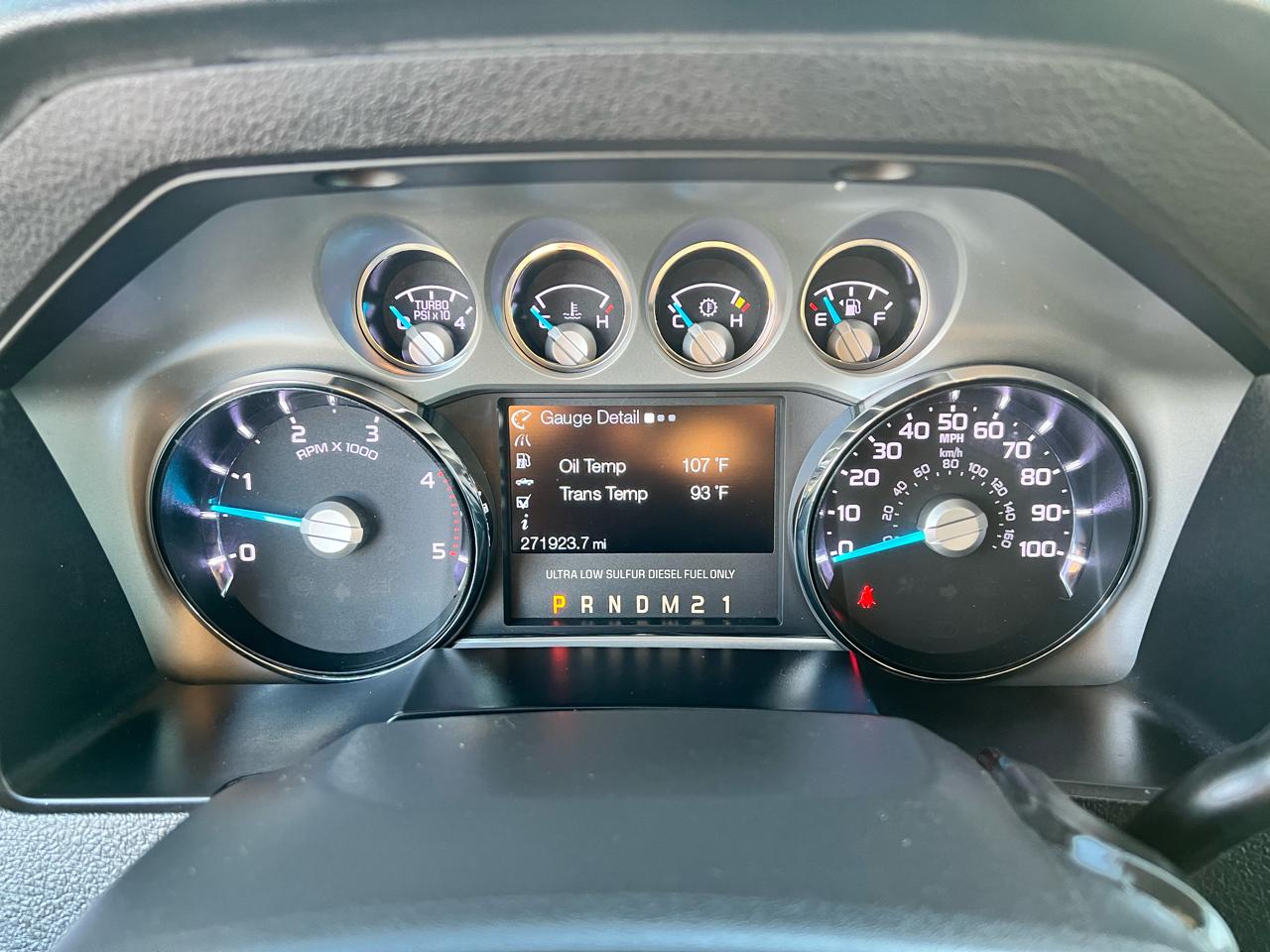 Ford Super Duty F-350 SRW Crew Cab 172" Lariat 4WD 2015