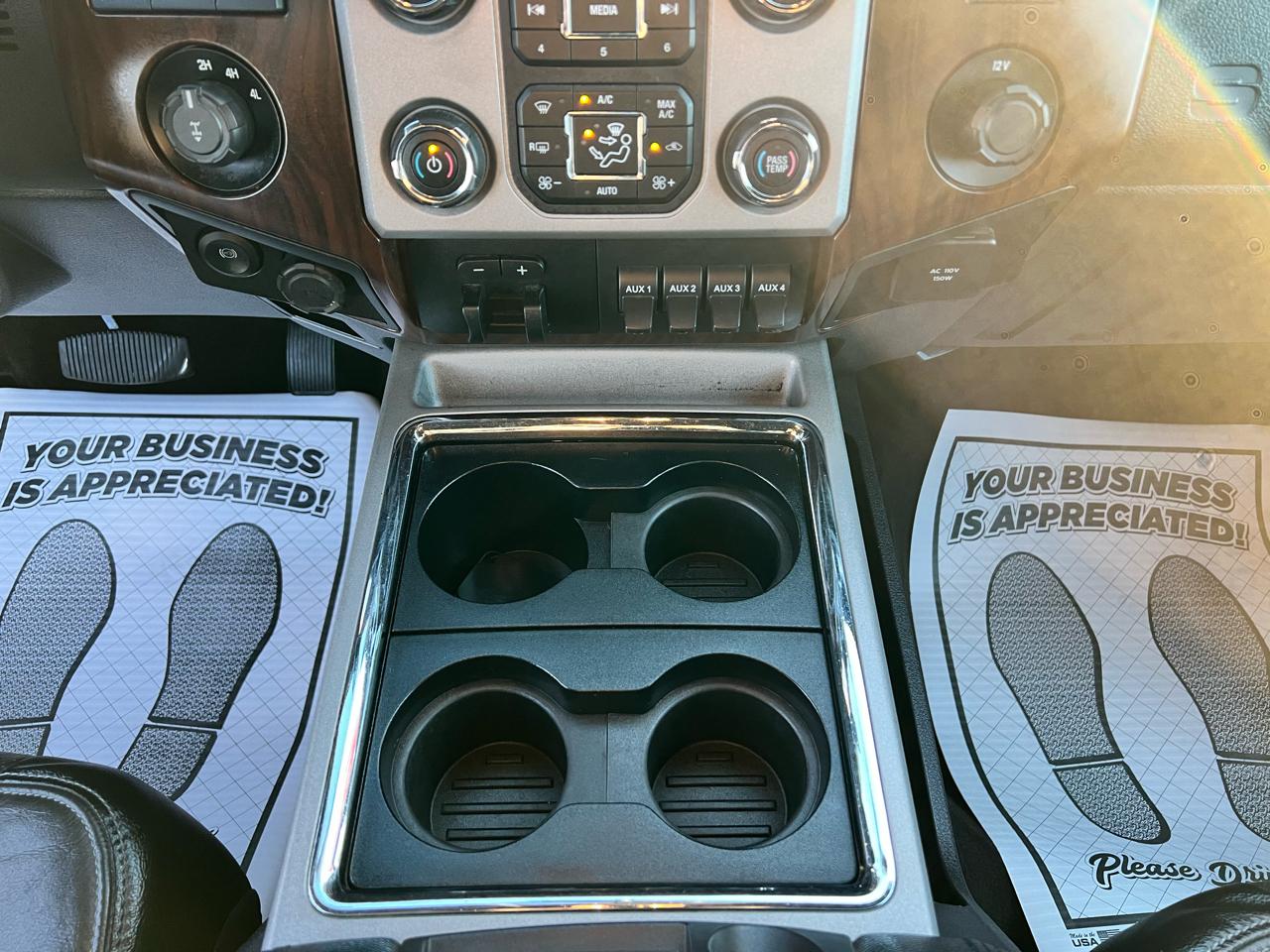 Ford Super Duty F-350 SRW Crew Cab 172" Lariat 4WD 2015