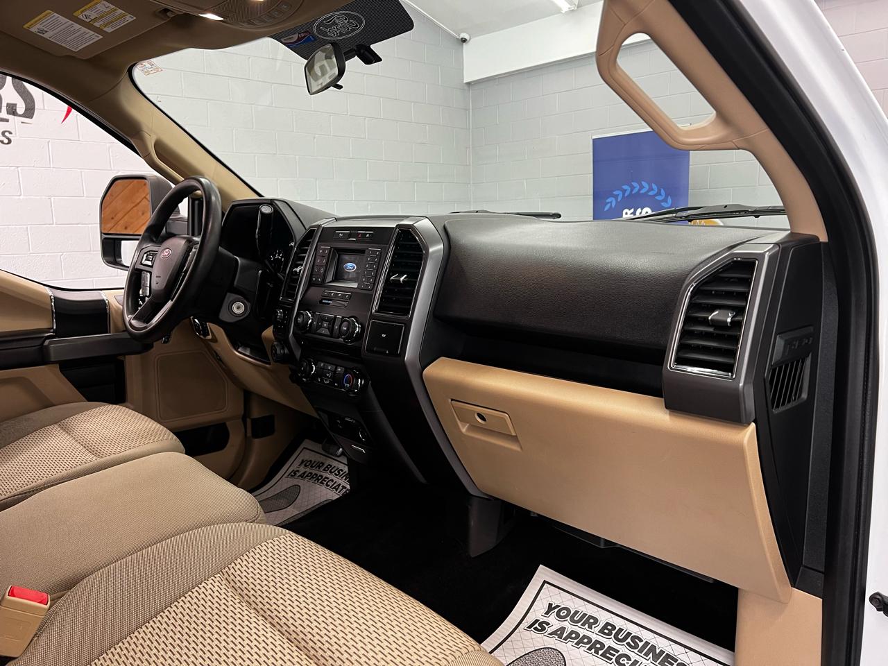 Ford F-150 XLT 4WD 2018