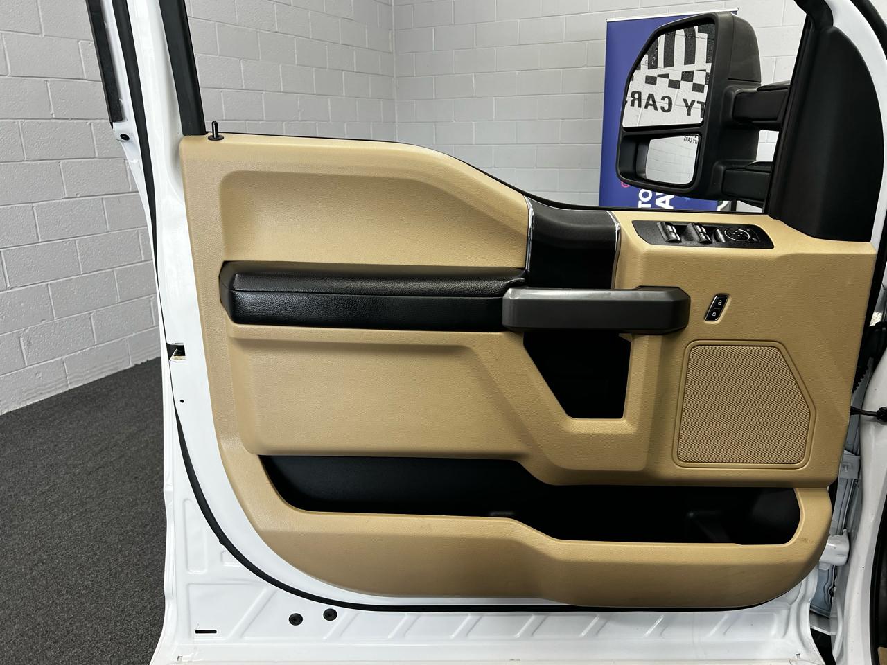 Ford F-150 XLT 4WD 2018