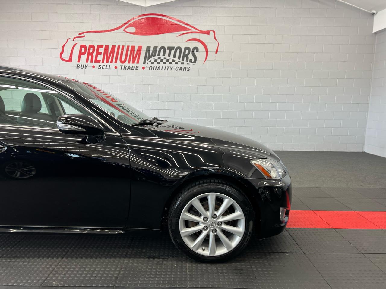 Lexus IS  2010