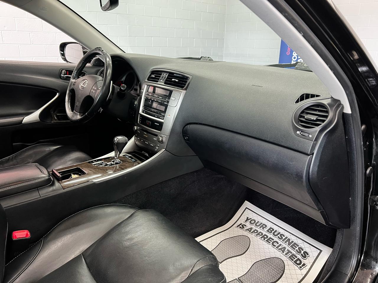 Lexus IS  2010