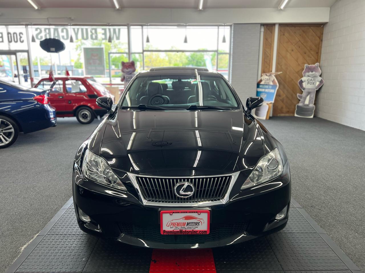 Lexus IS  2010