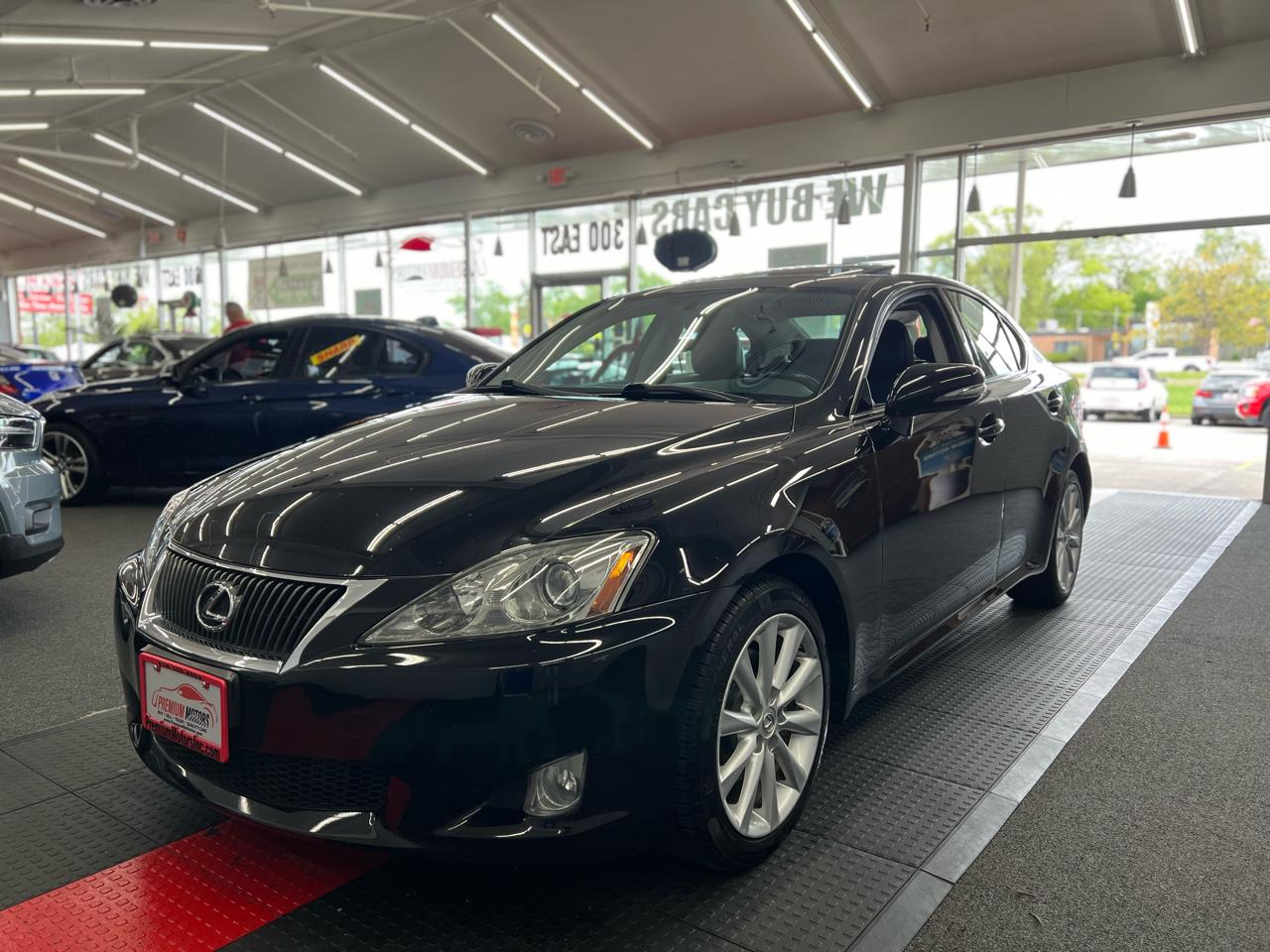 Lexus IS  2010