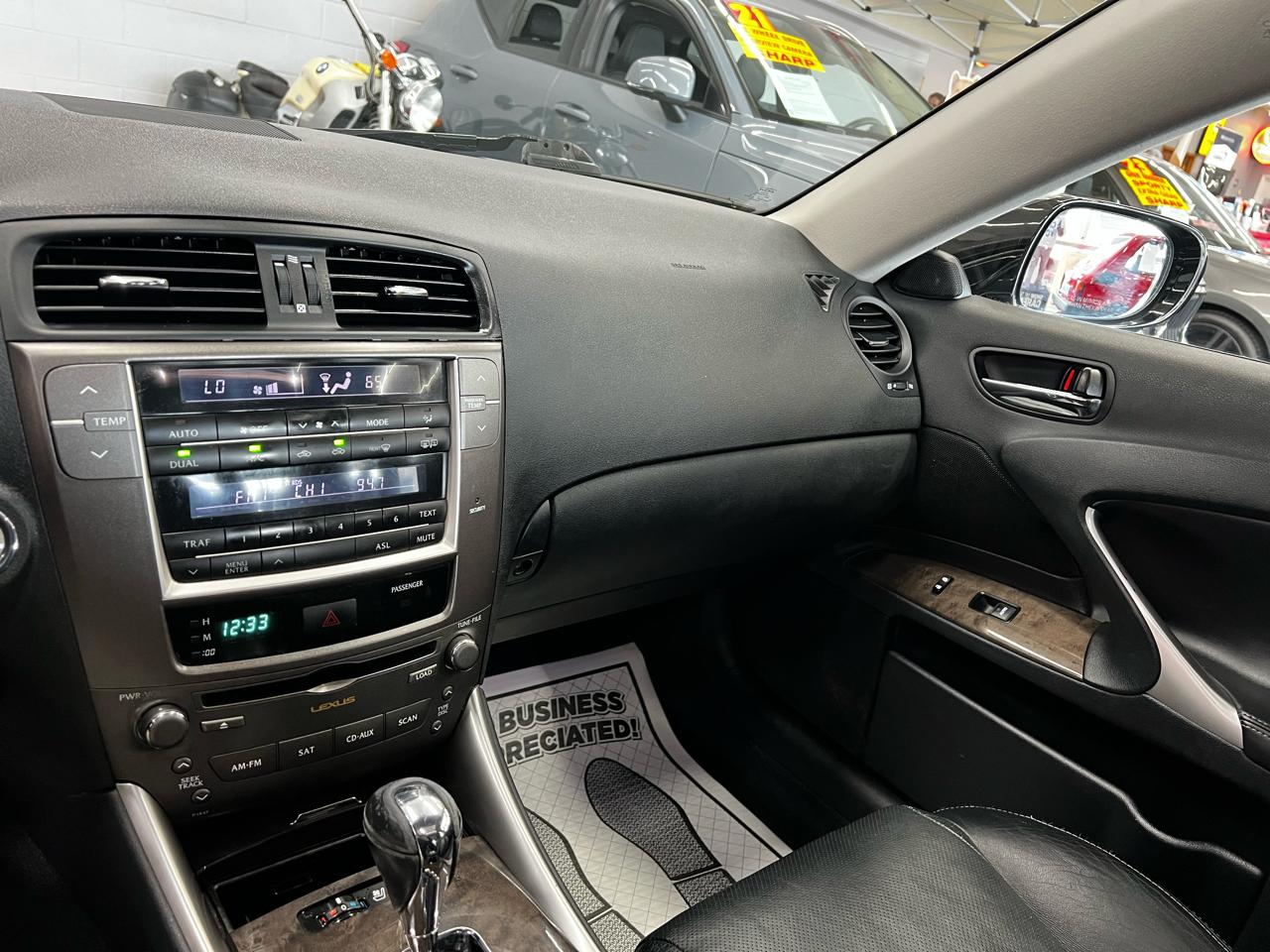 Lexus IS  2010