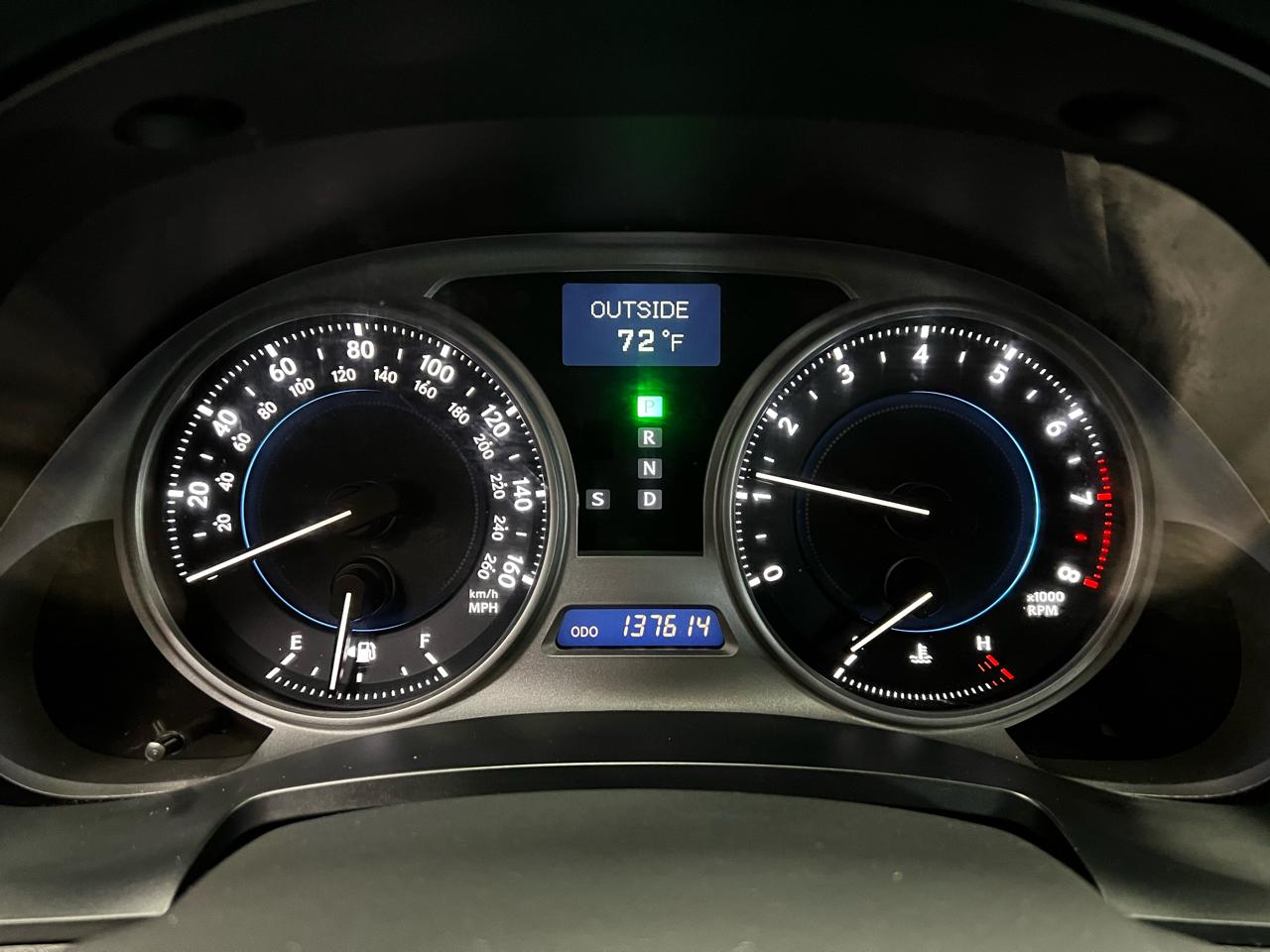 Lexus IS  2010