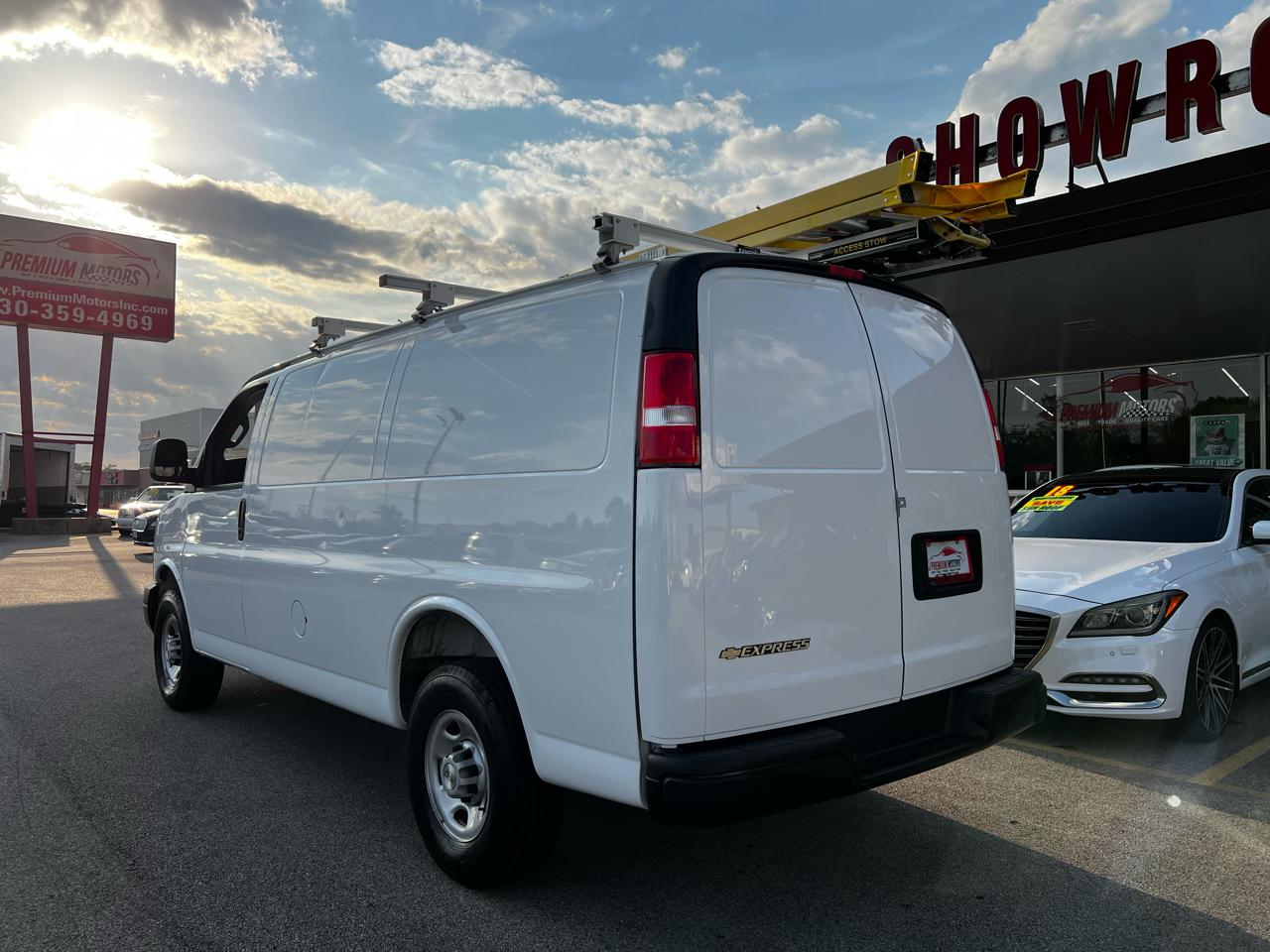 Chevrolet Express G2500 2025