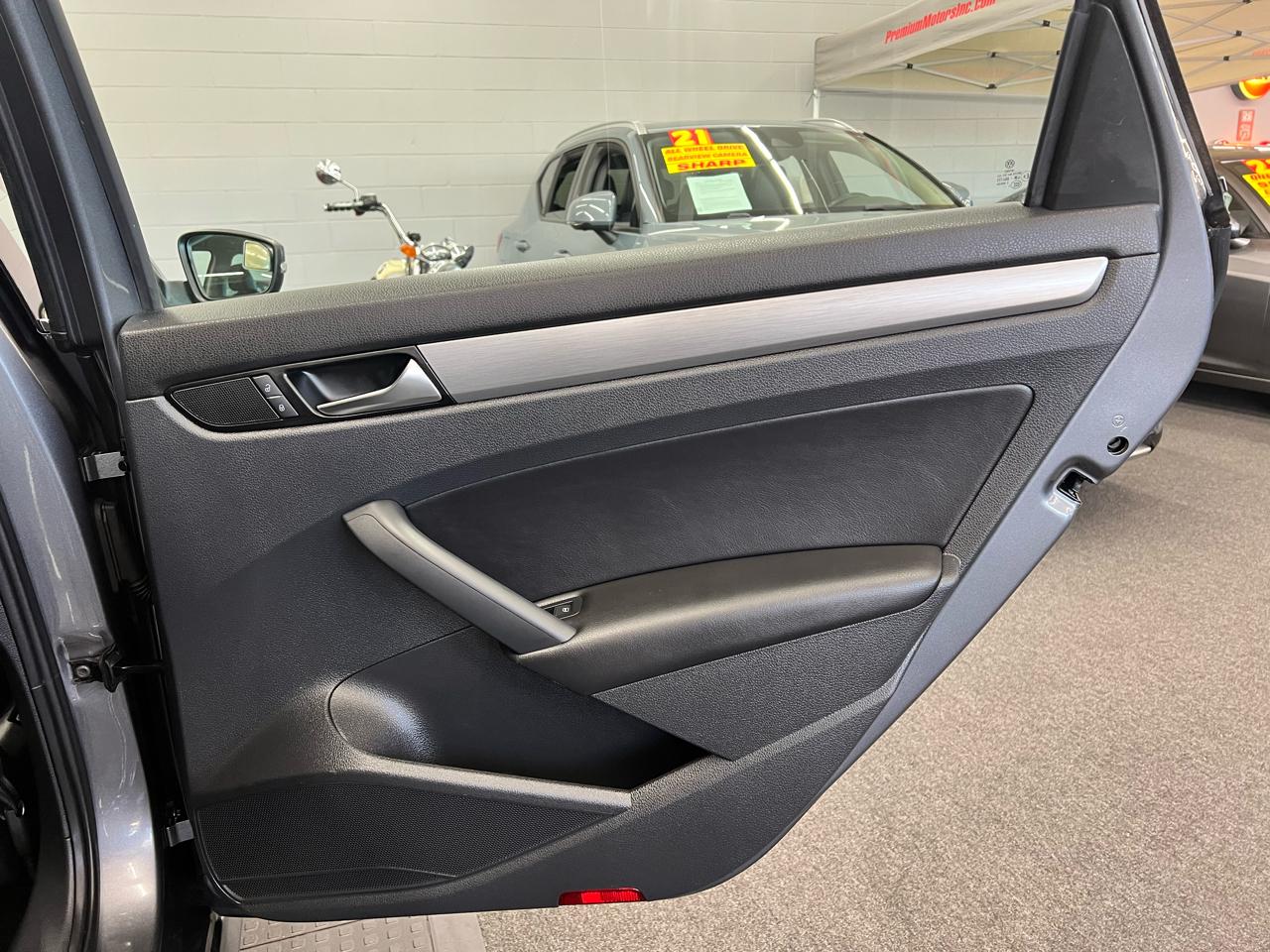 Volkswagen Passat SE 2015