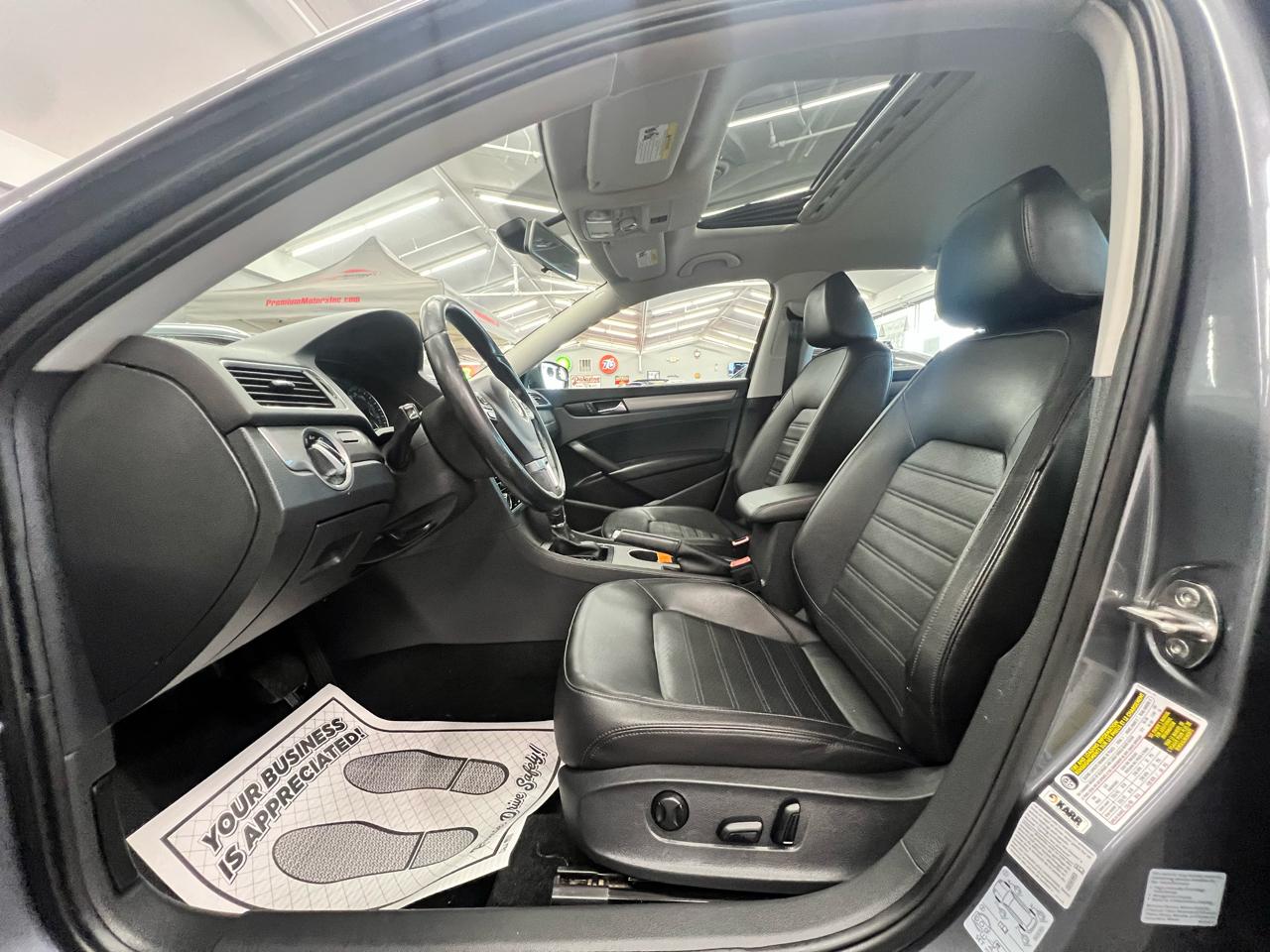 Volkswagen Passat SE 2015