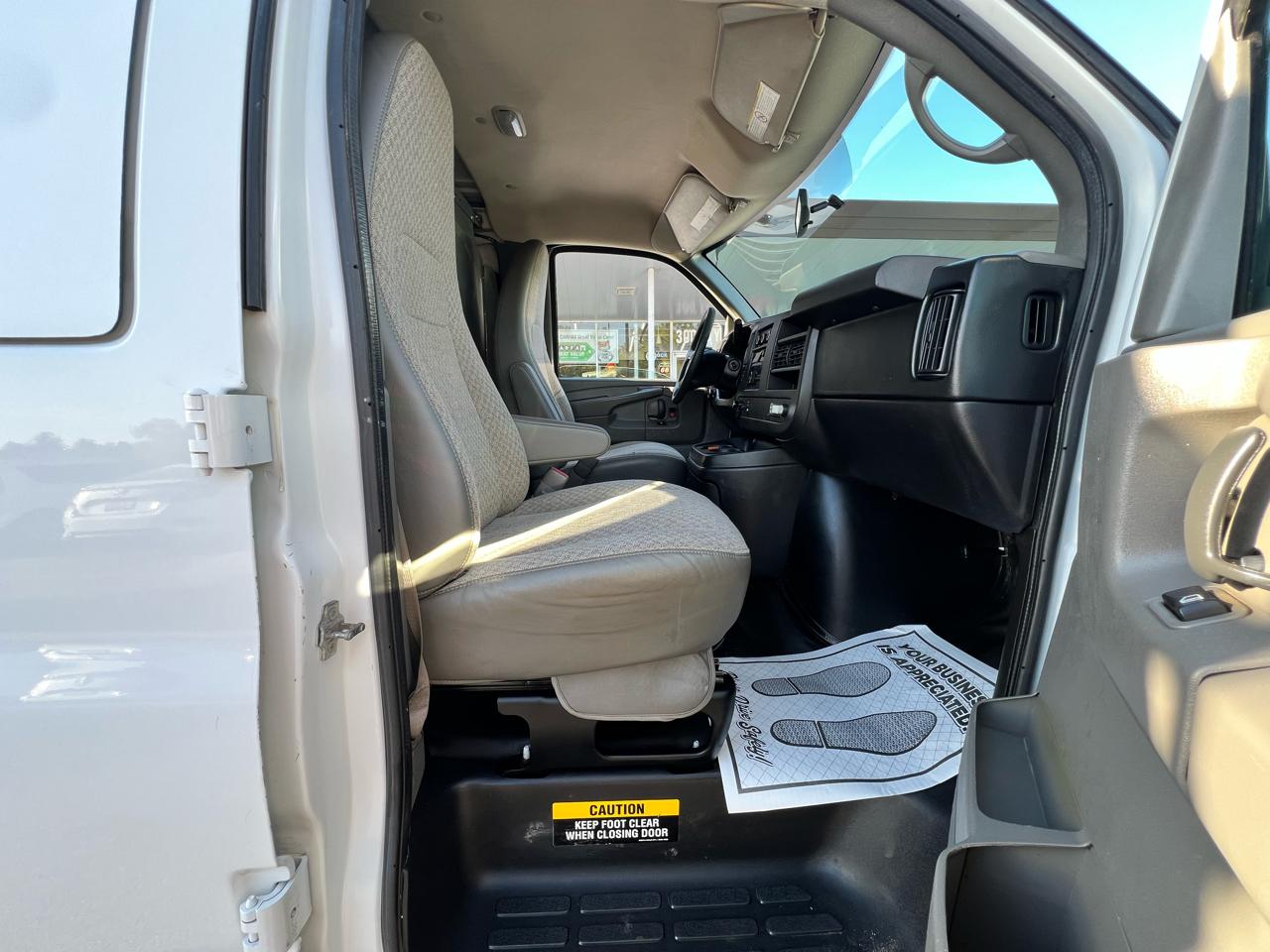 GMC Savana G2500 2014