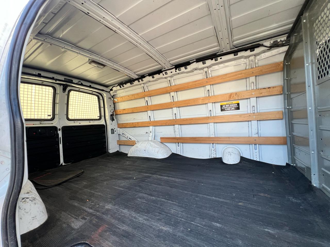 GMC Savana G2500 2014
