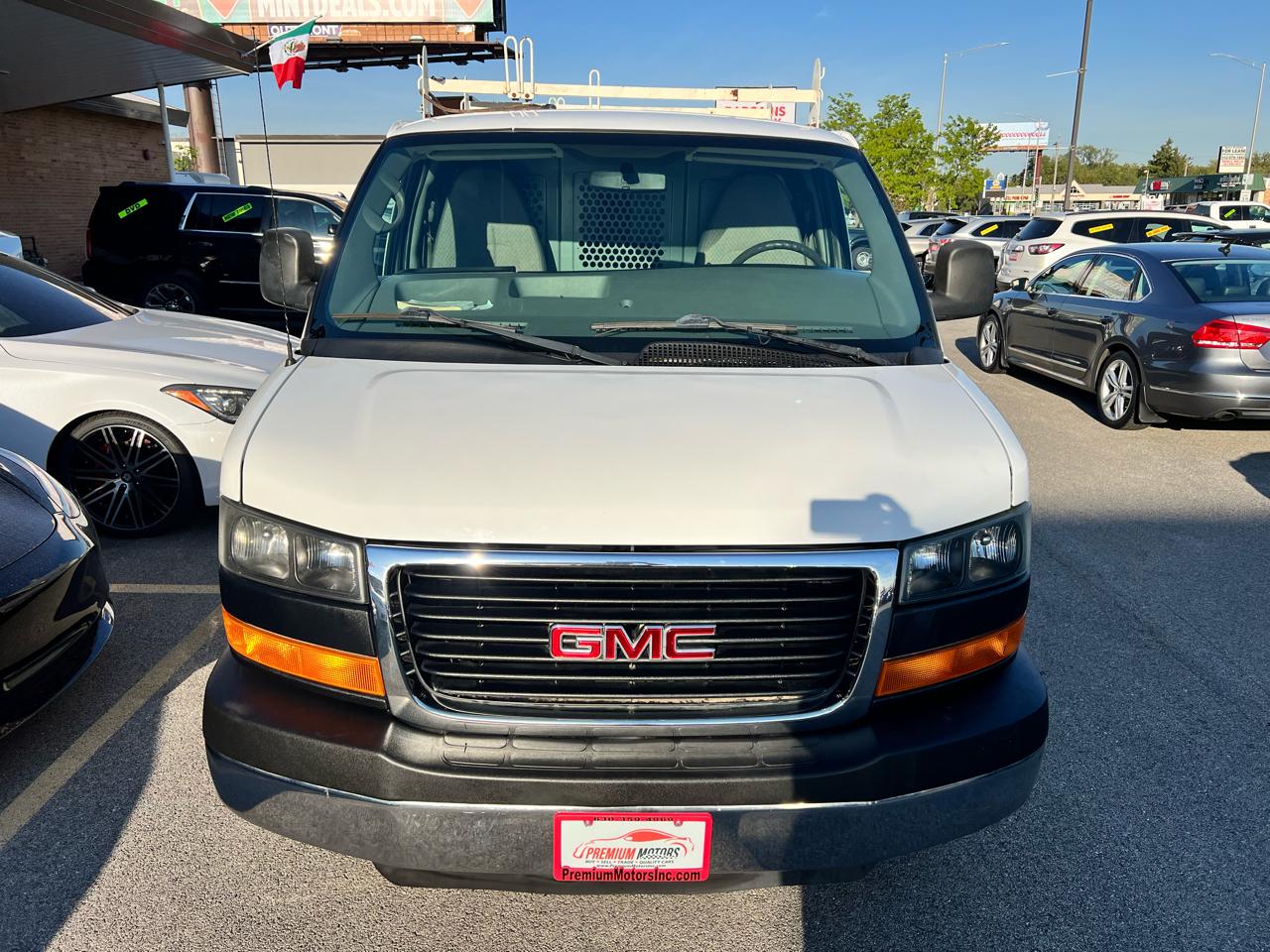 GMC Savana G2500 2014