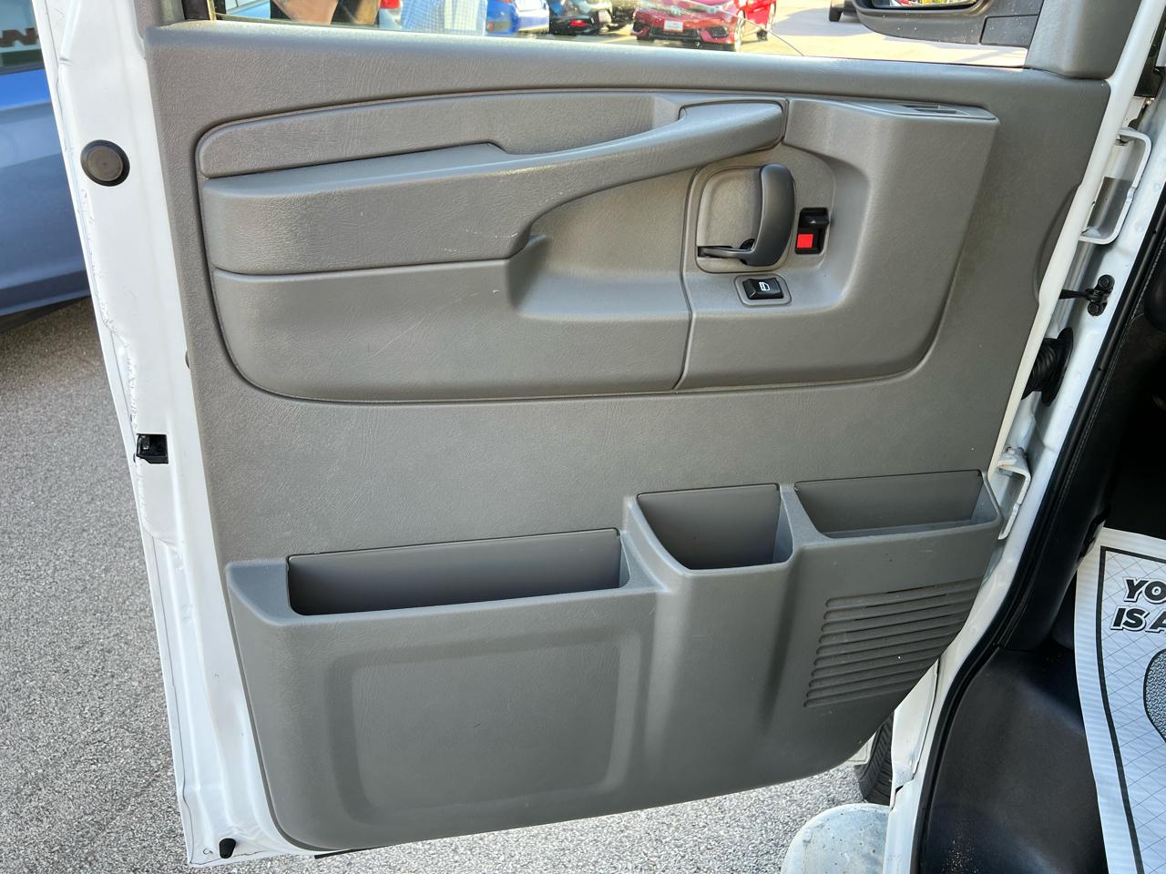 GMC Savana G2500 2014
