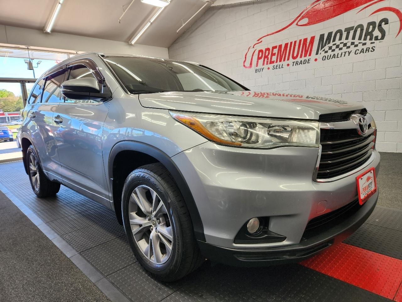 Toyota Highlander XLE 2015