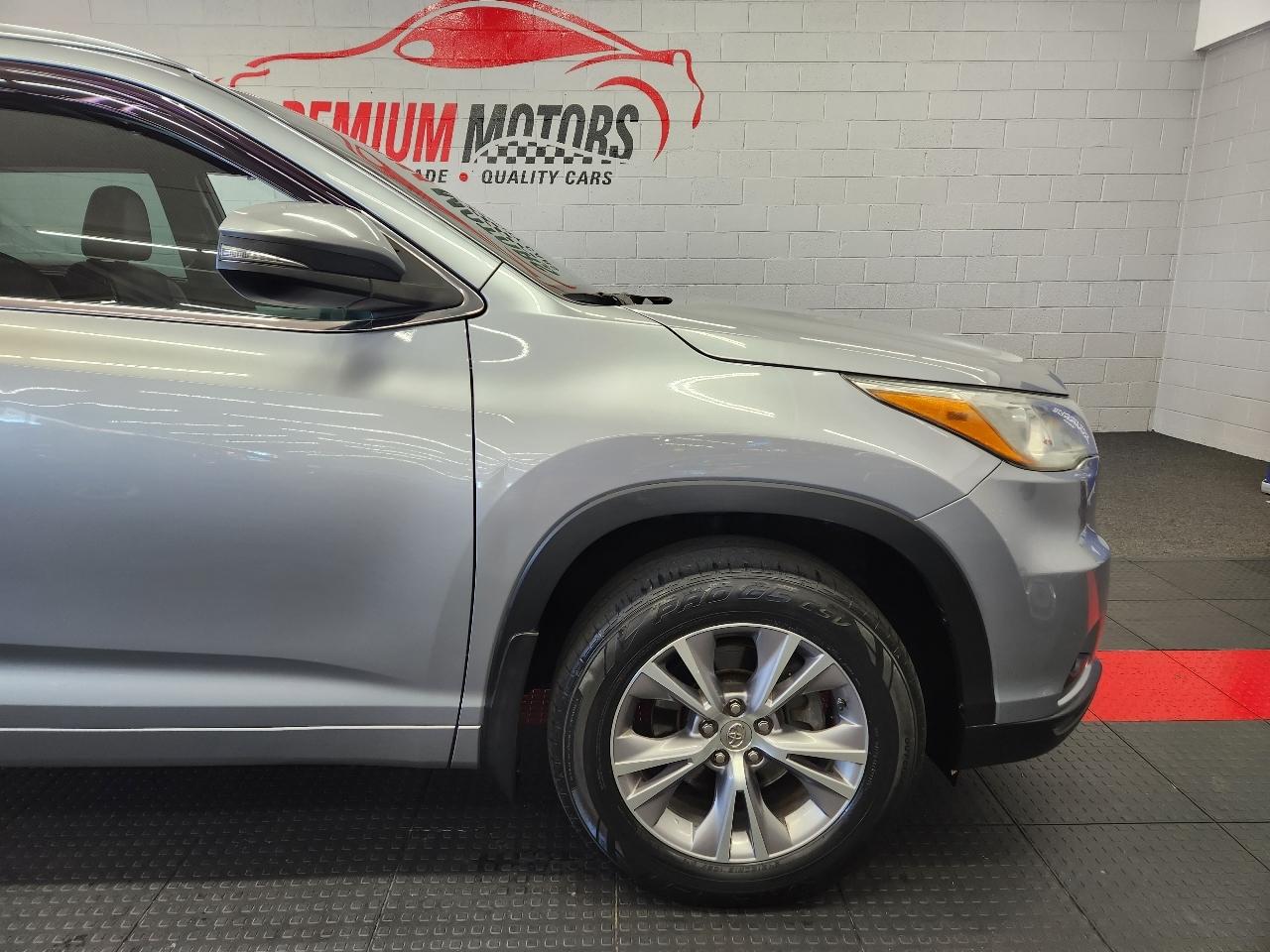 Toyota Highlander XLE 2015
