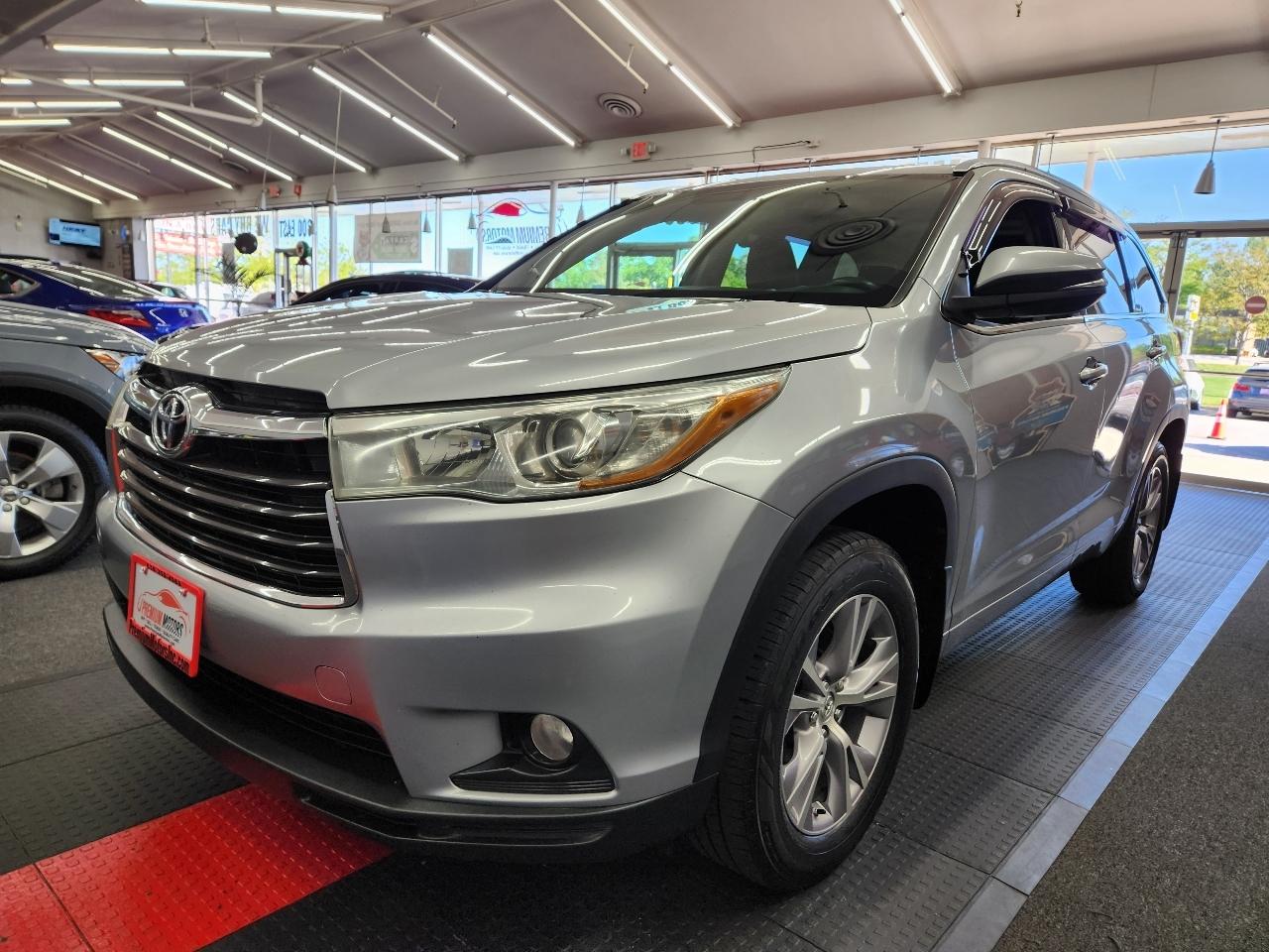 Toyota Highlander XLE 2015