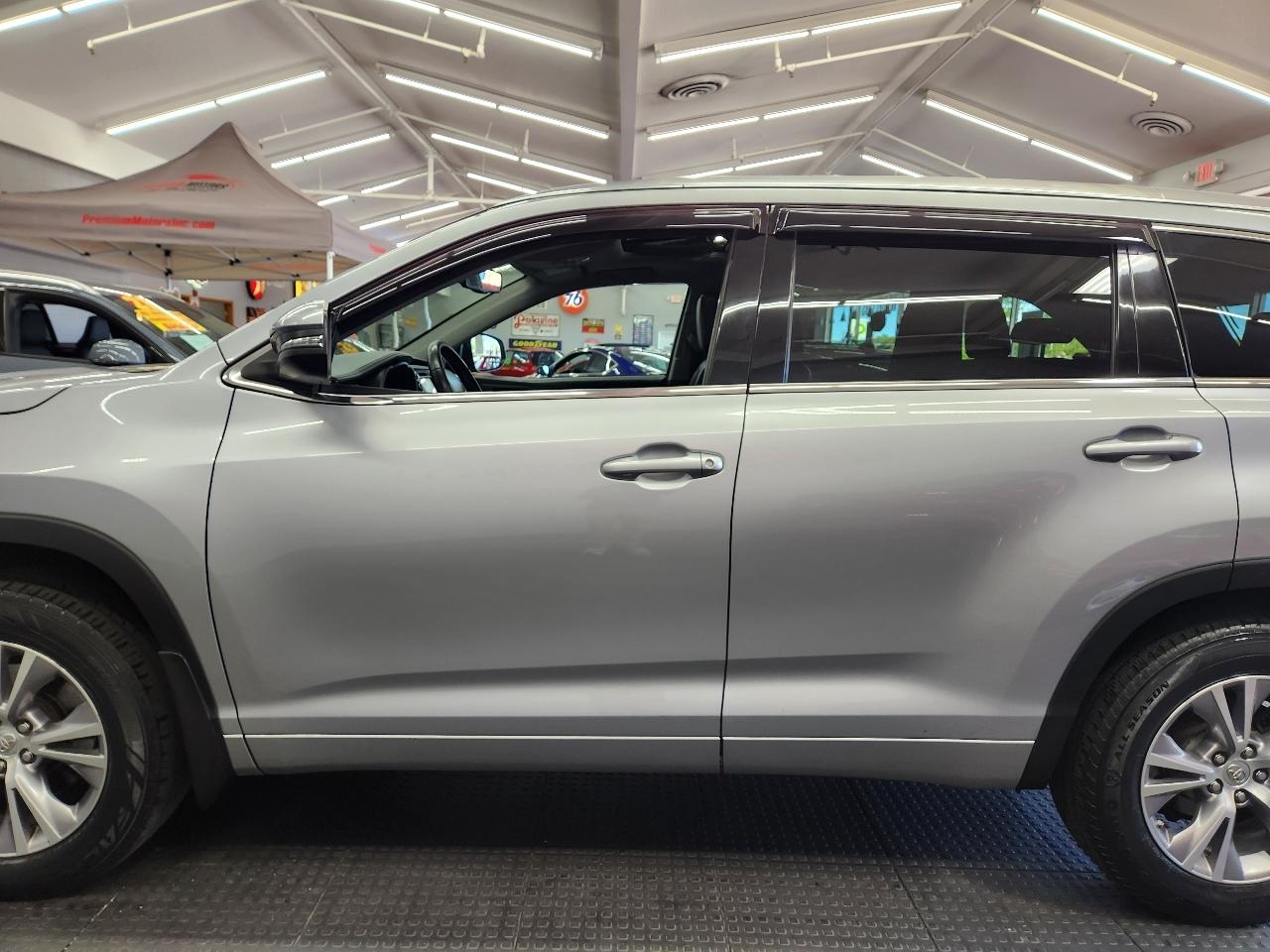 Toyota Highlander XLE 2015