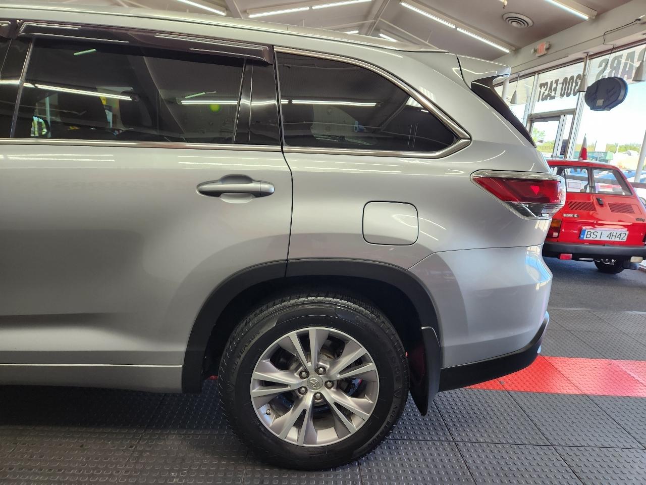 Toyota Highlander XLE 2015