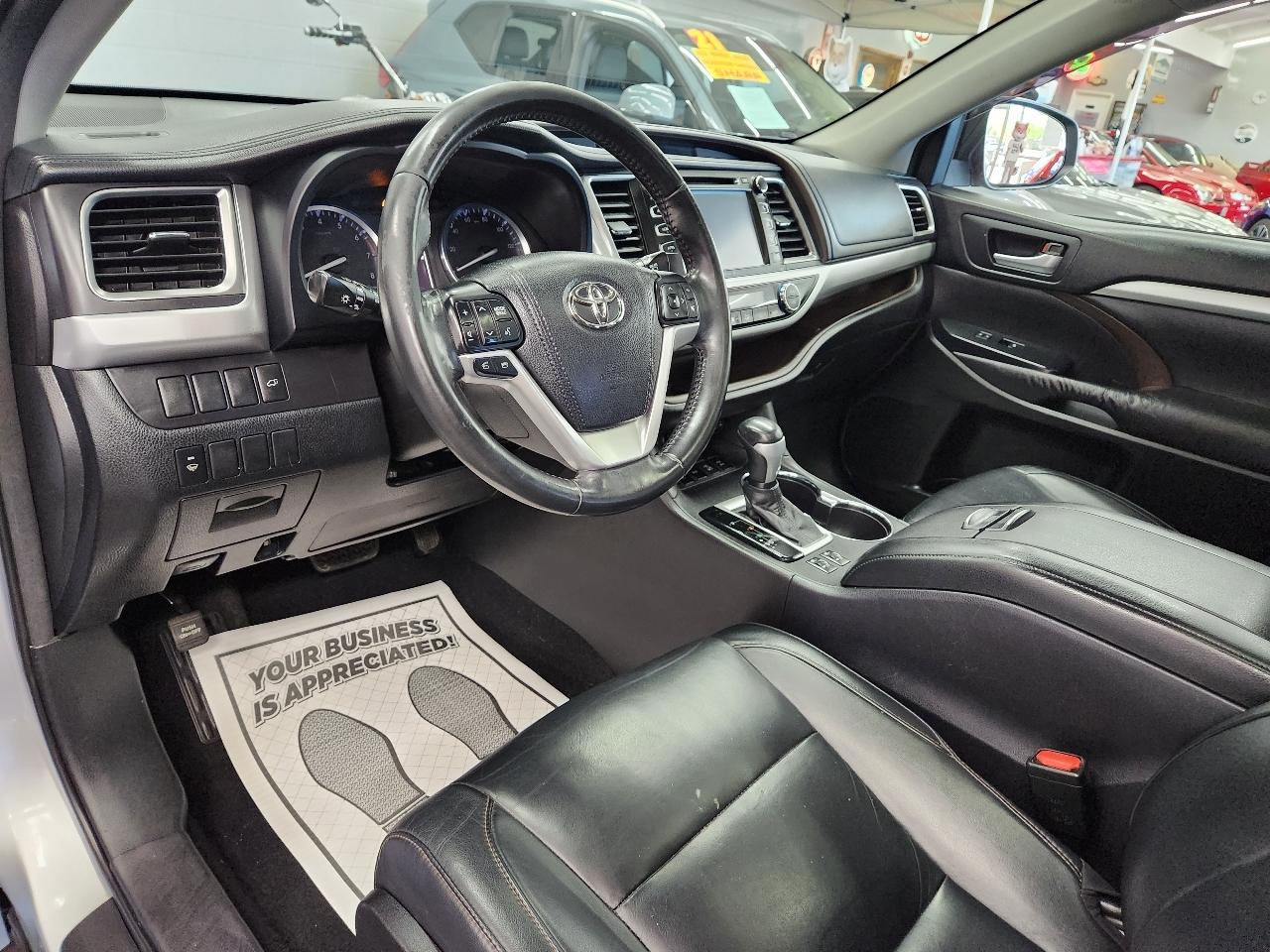 Toyota Highlander XLE 2015
