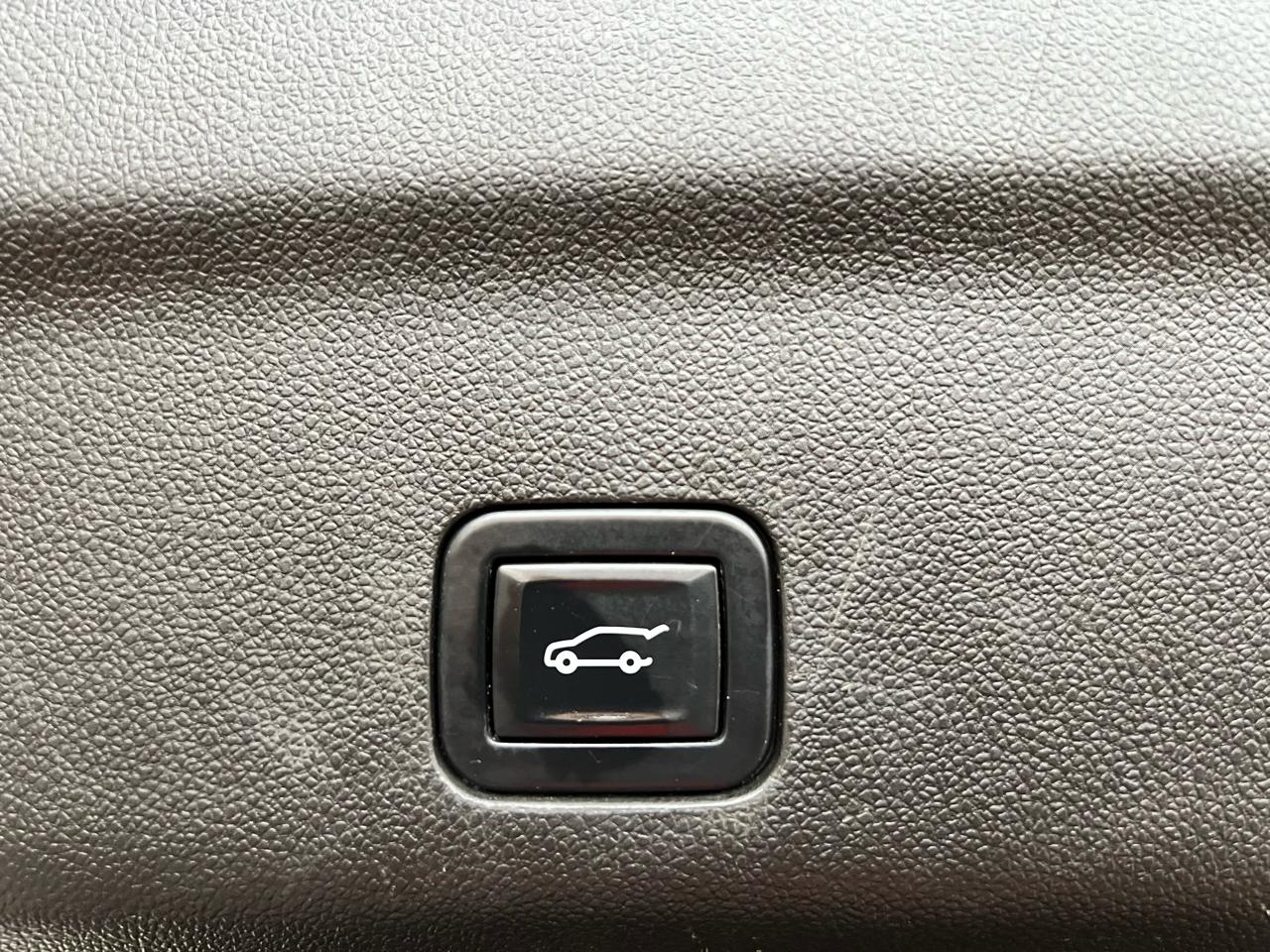 Chevrolet Tahoe  2022