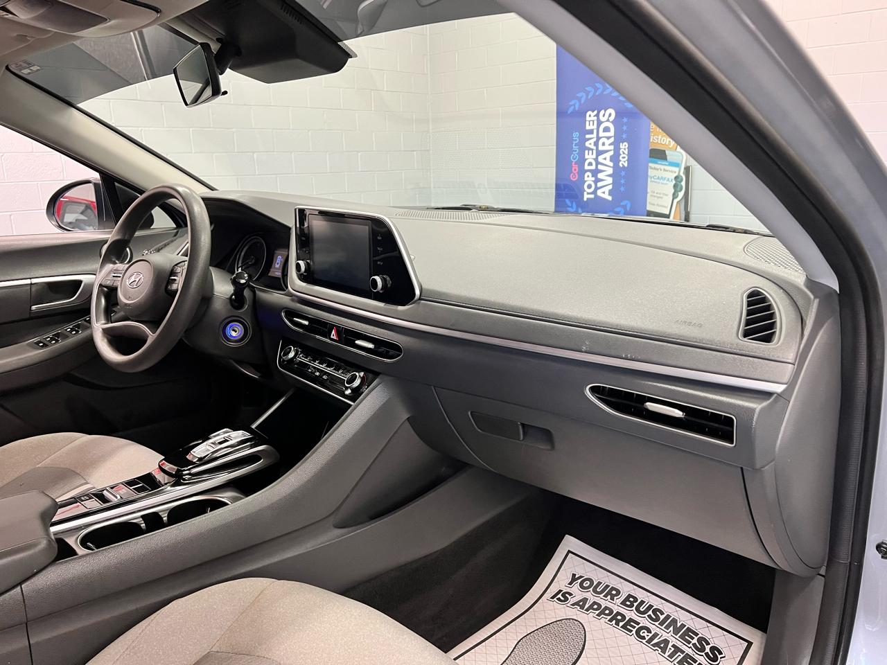 Hyundai Sonata SE 2021