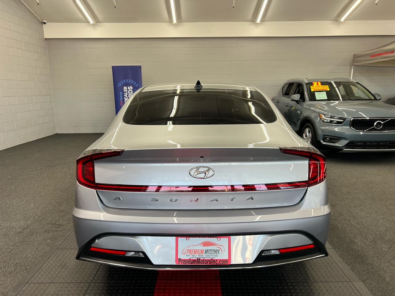 Hyundai Sonata SE 2021