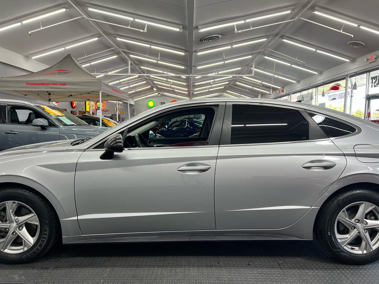 Hyundai Sonata SE 2021