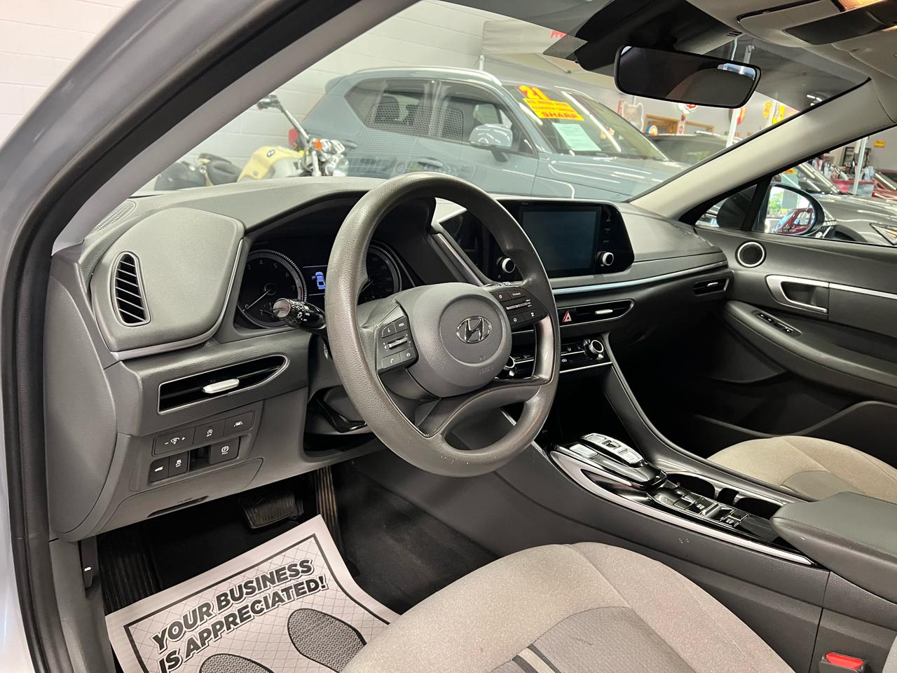 Hyundai Sonata SE 2021