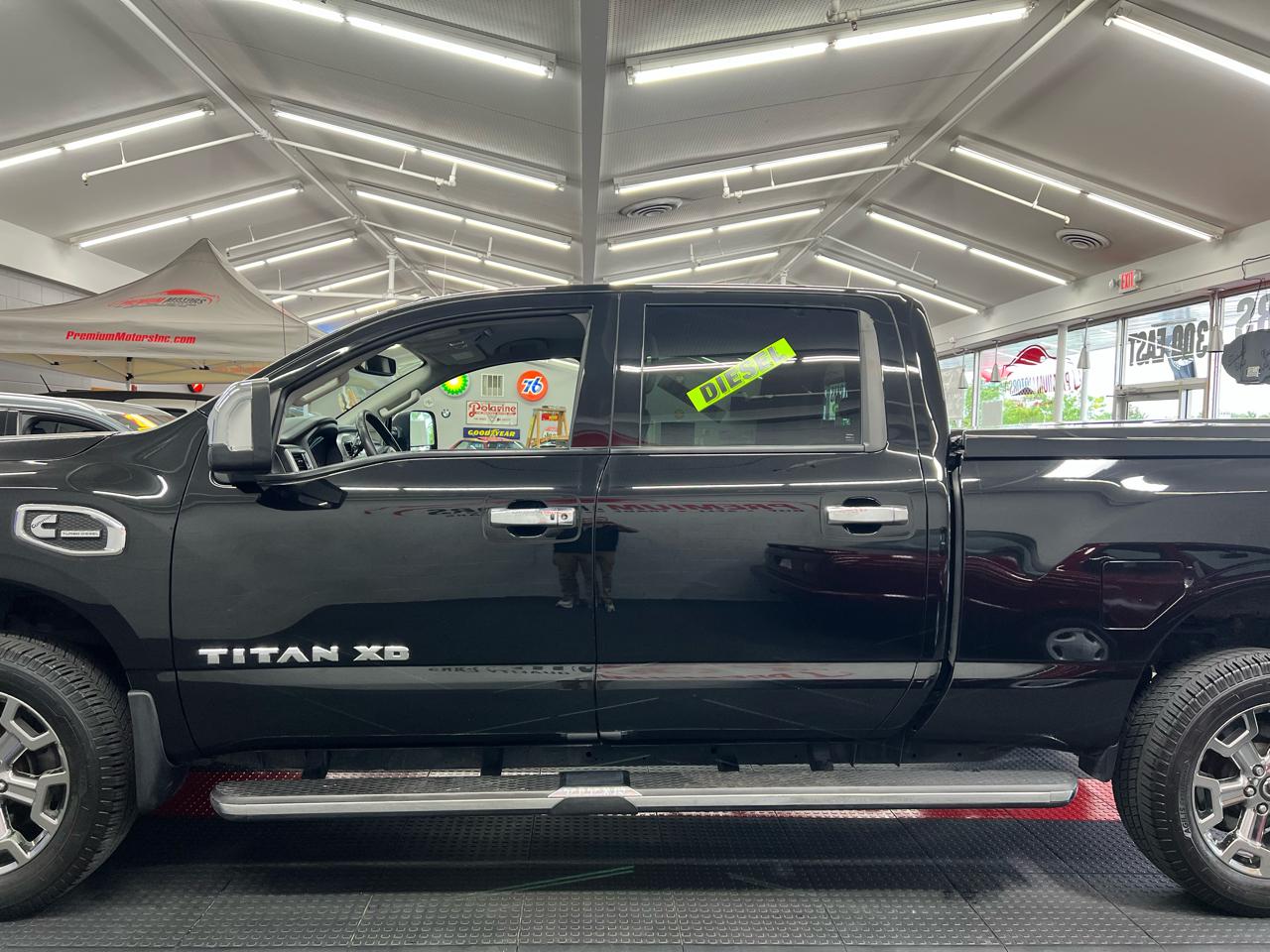 Nissan Titan XD  2017
