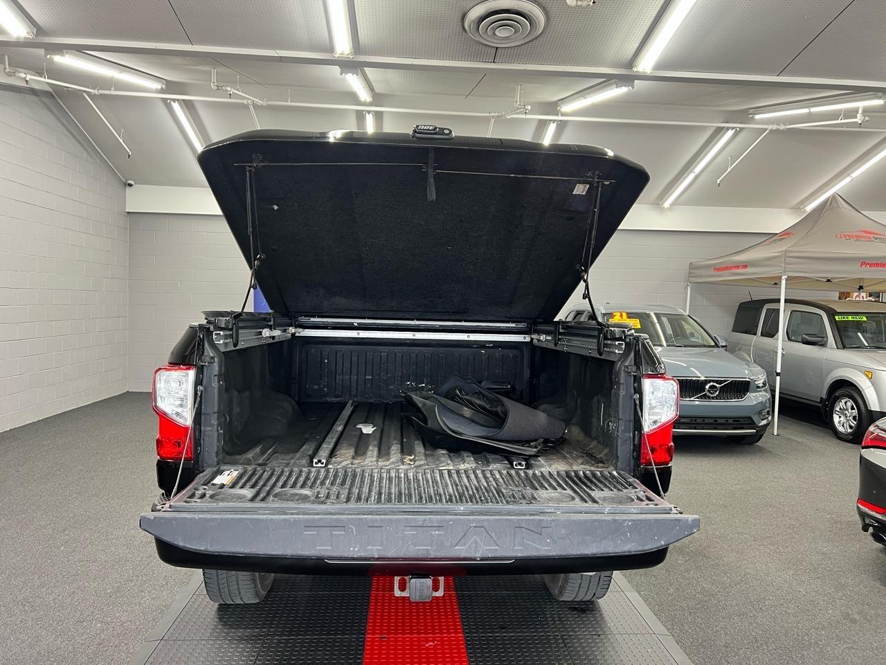 Nissan Titan XD  2017