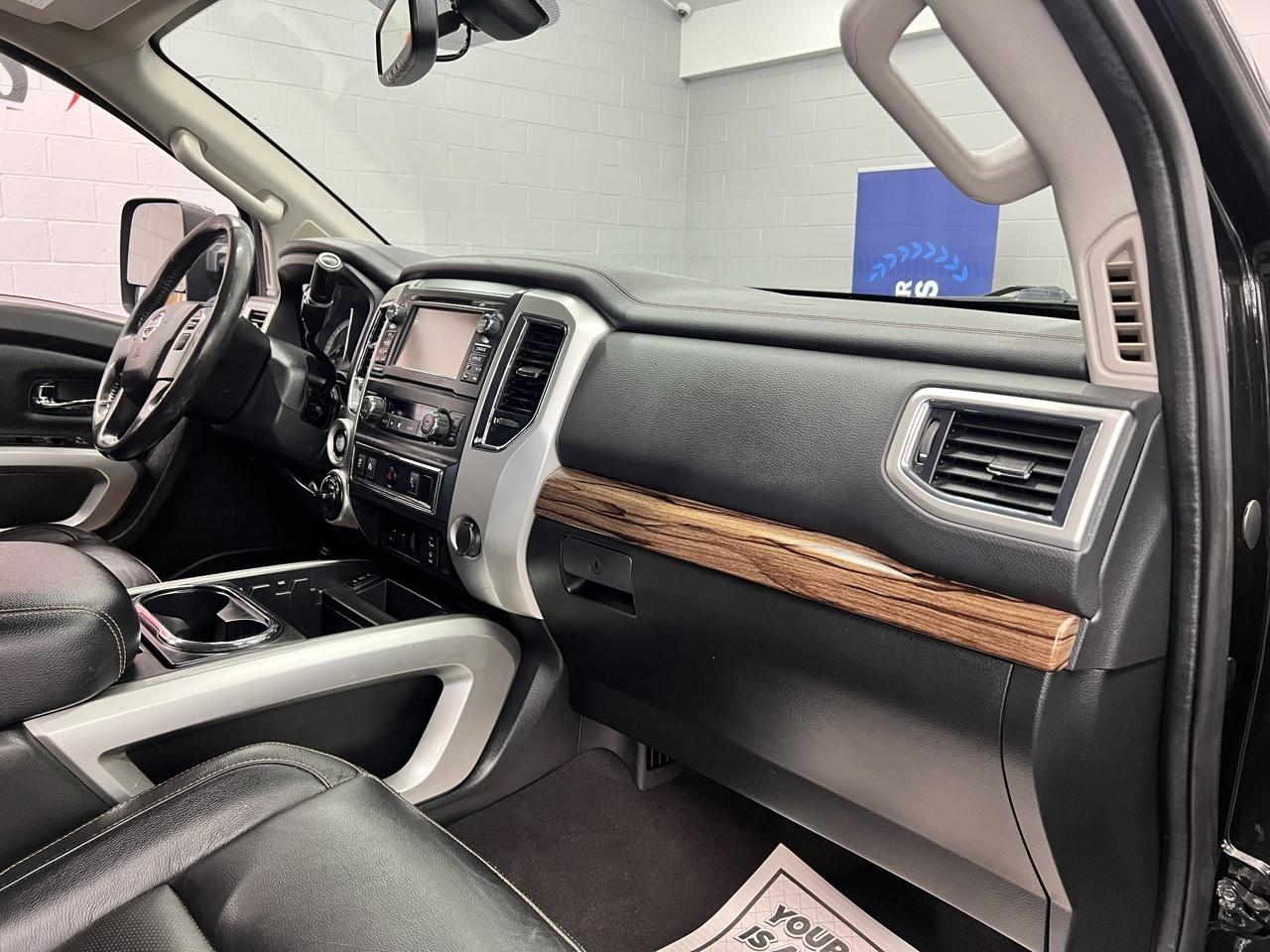 Nissan Titan XD  2017