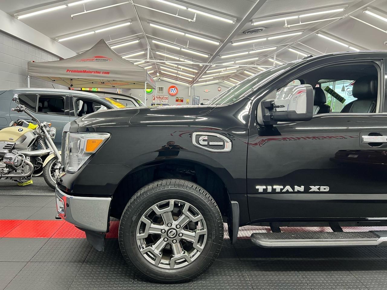 Nissan Titan XD  2017