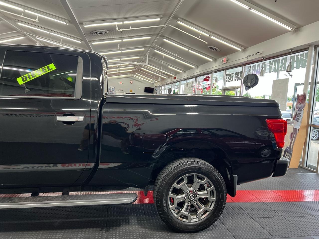 Nissan Titan XD  2017
