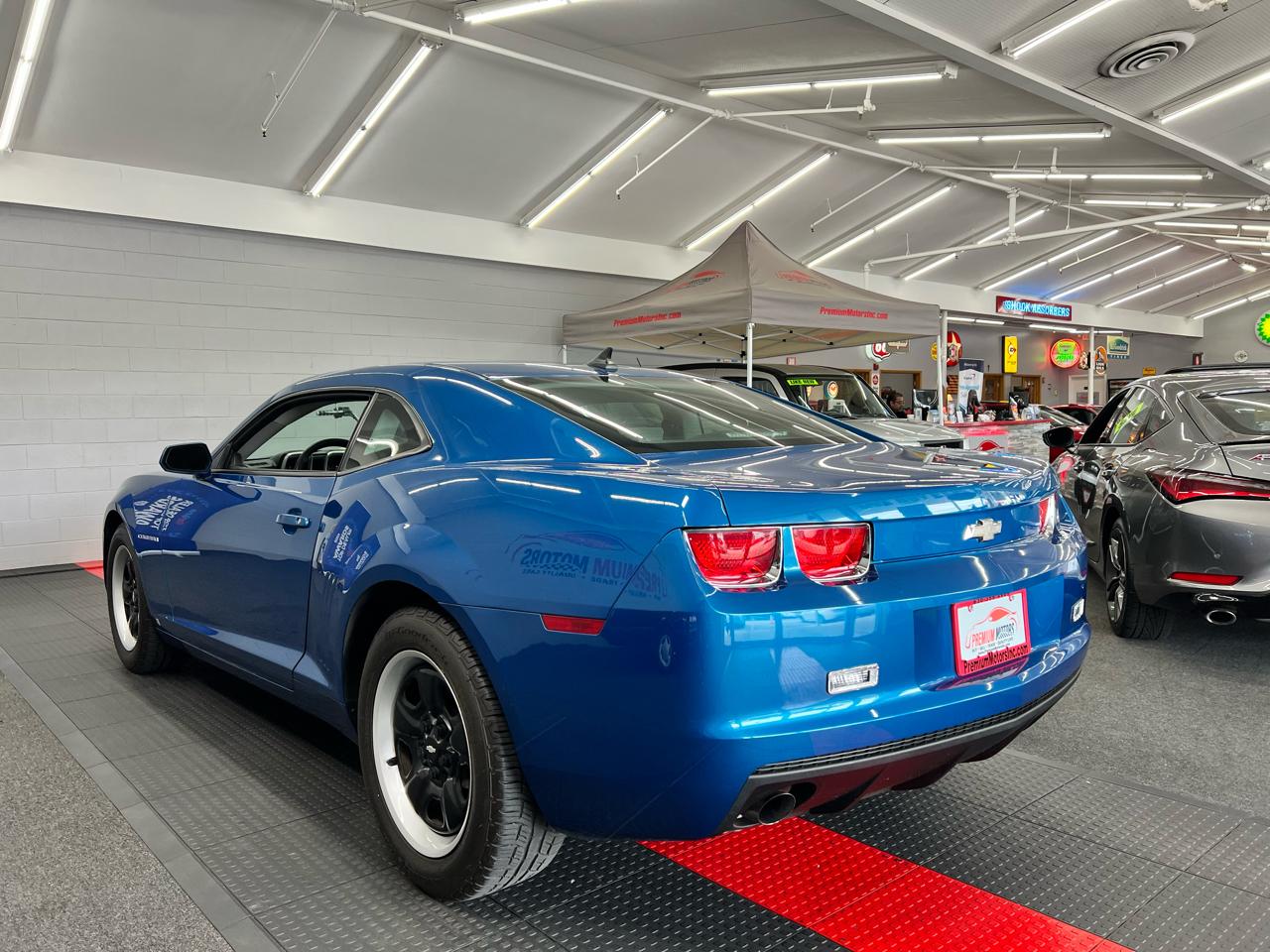 Chevrolet Camaro LS 2010