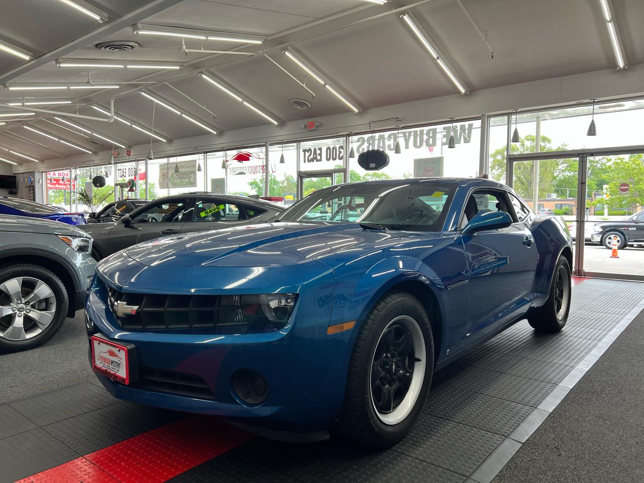 Chevrolet Camaro LS 2010