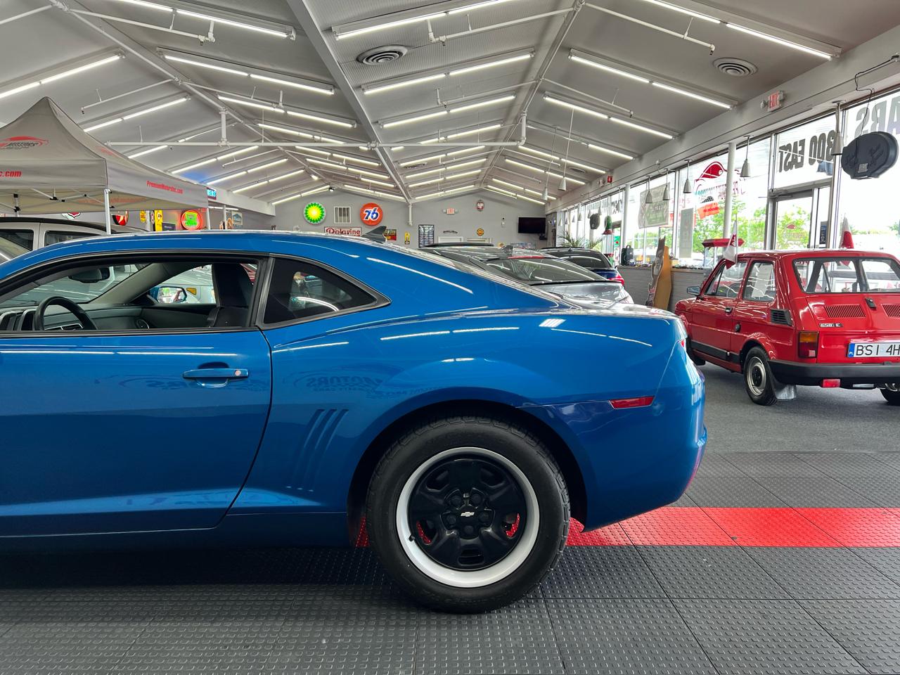 Chevrolet Camaro LS 2010