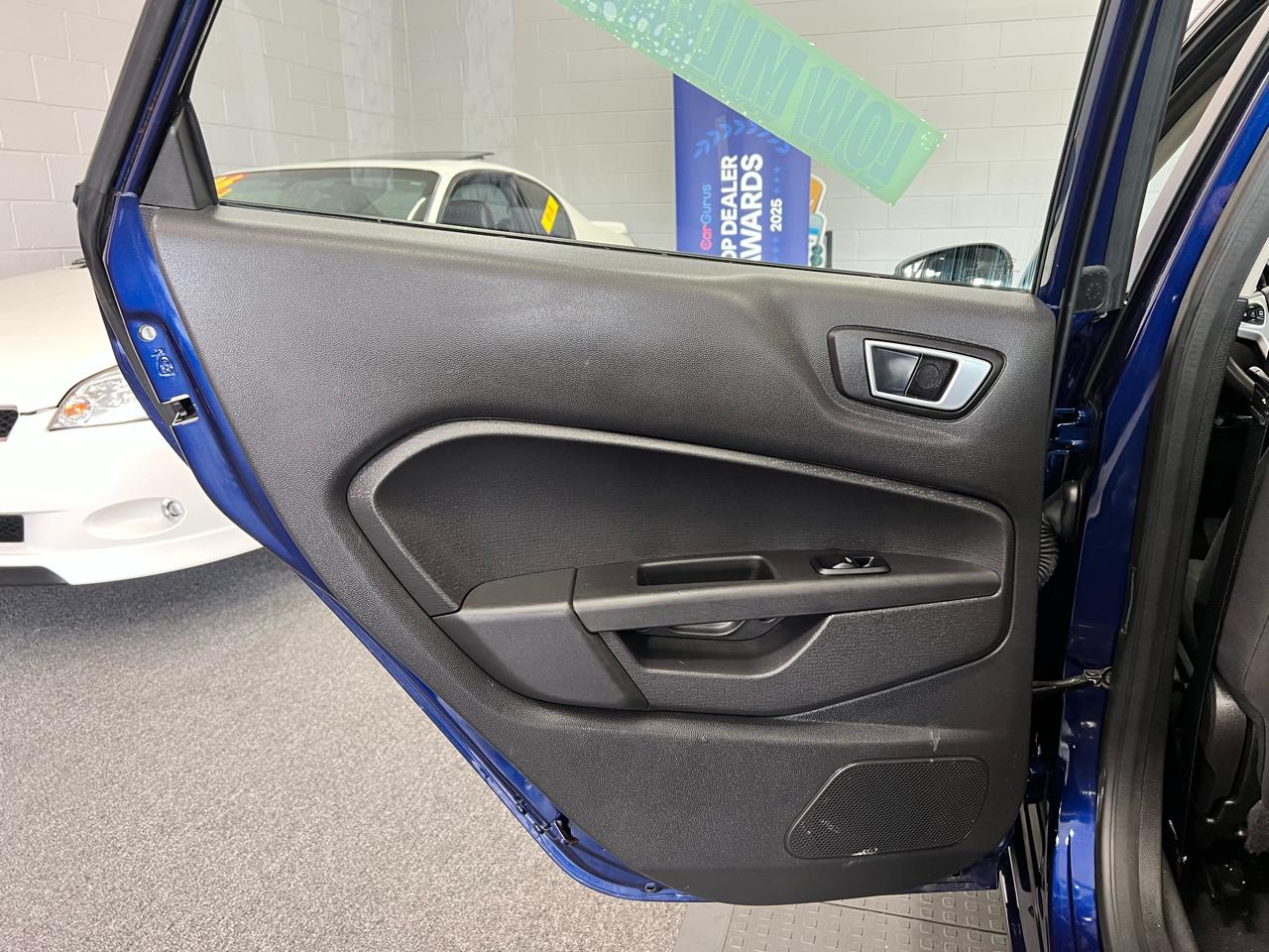 Ford Fiesta SE 2016