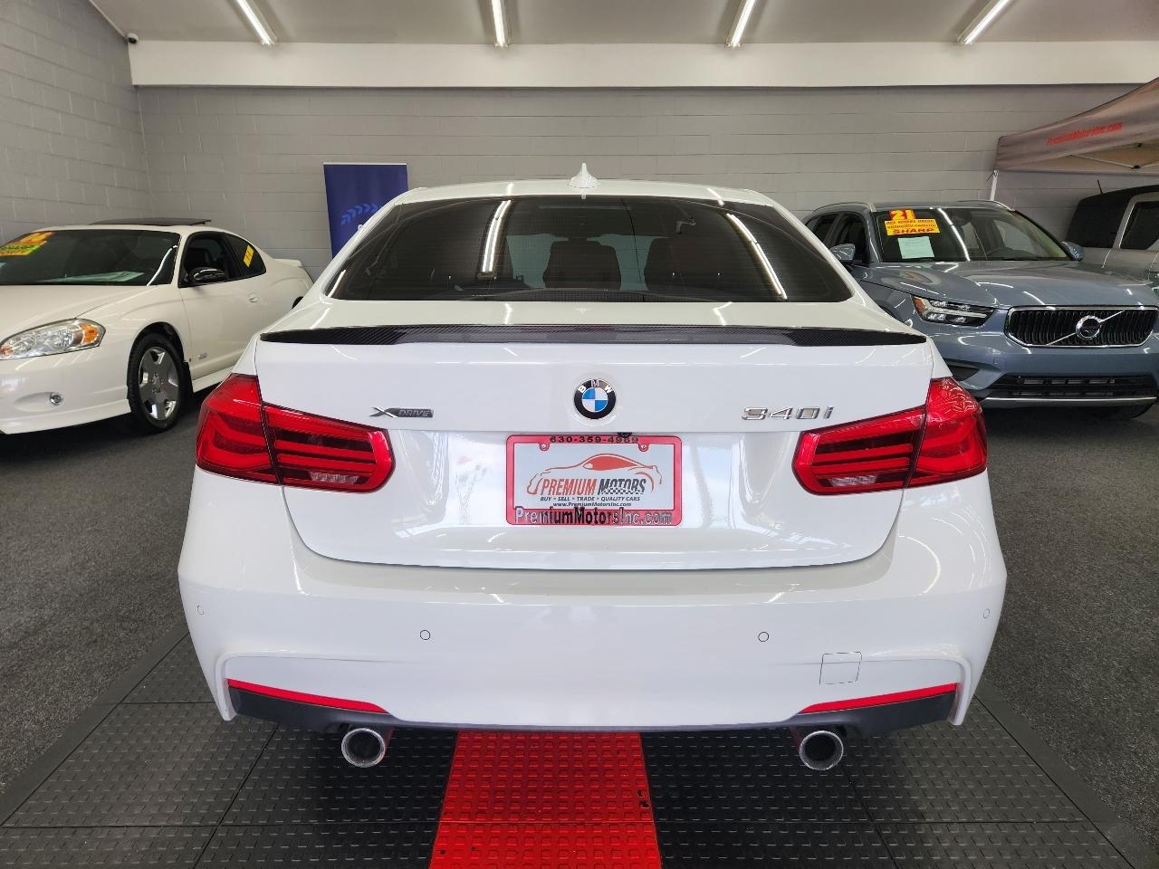 BMW 3-Series  2016