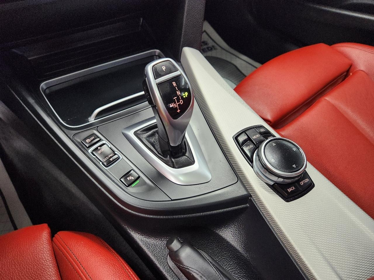 BMW 3-Series  2016