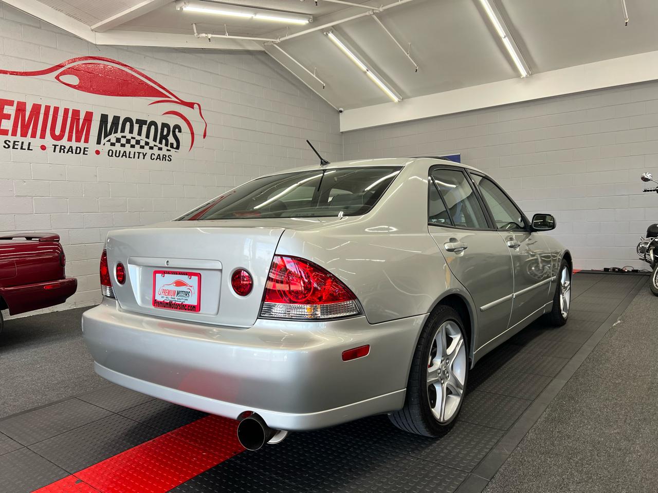 Lexus IS 300  2003