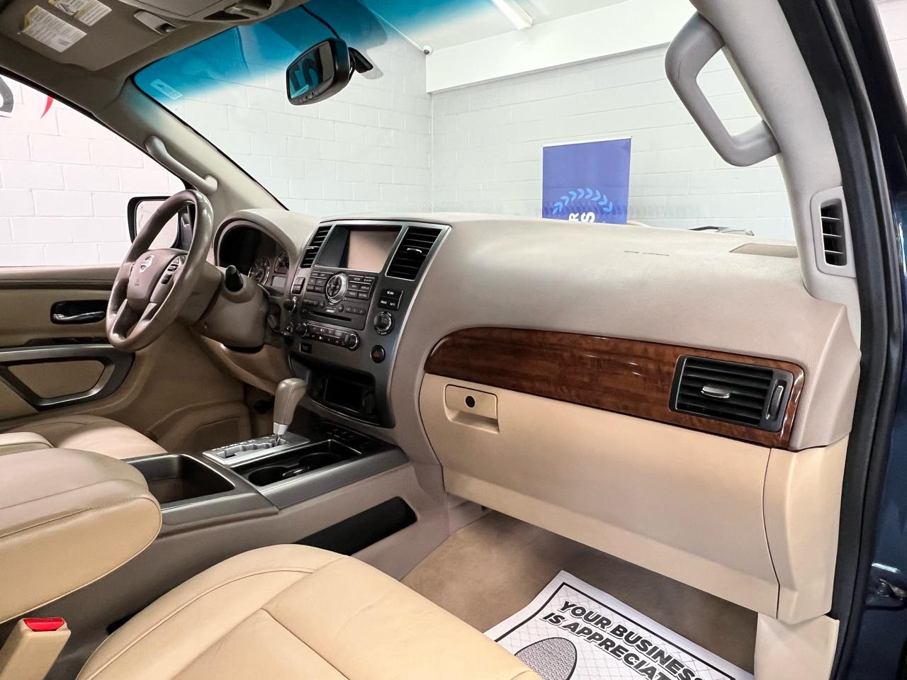 Nissan Armada Platinum 2015