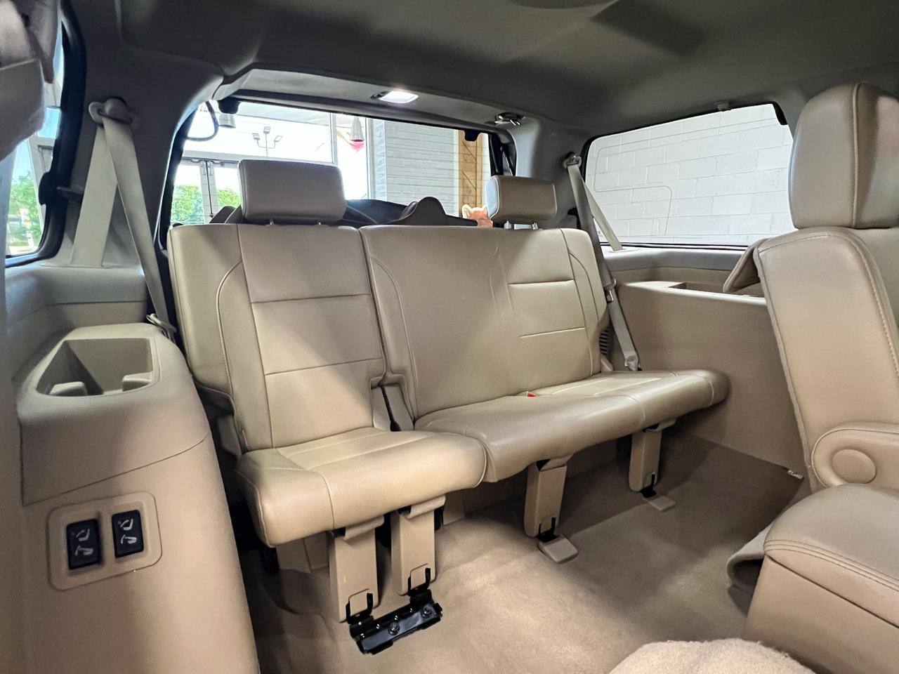 Nissan Armada Platinum 2015