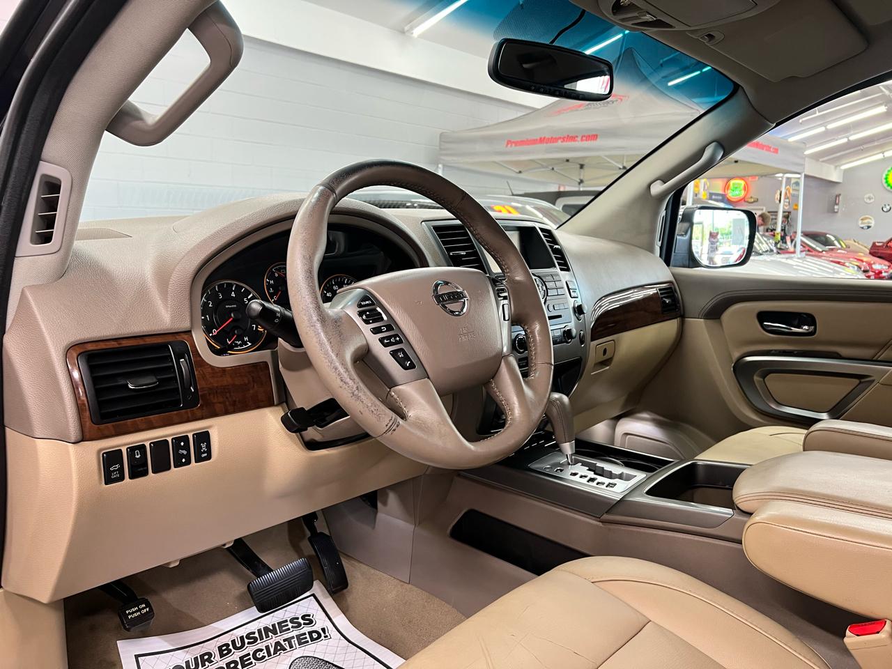 Nissan Armada Platinum 2015